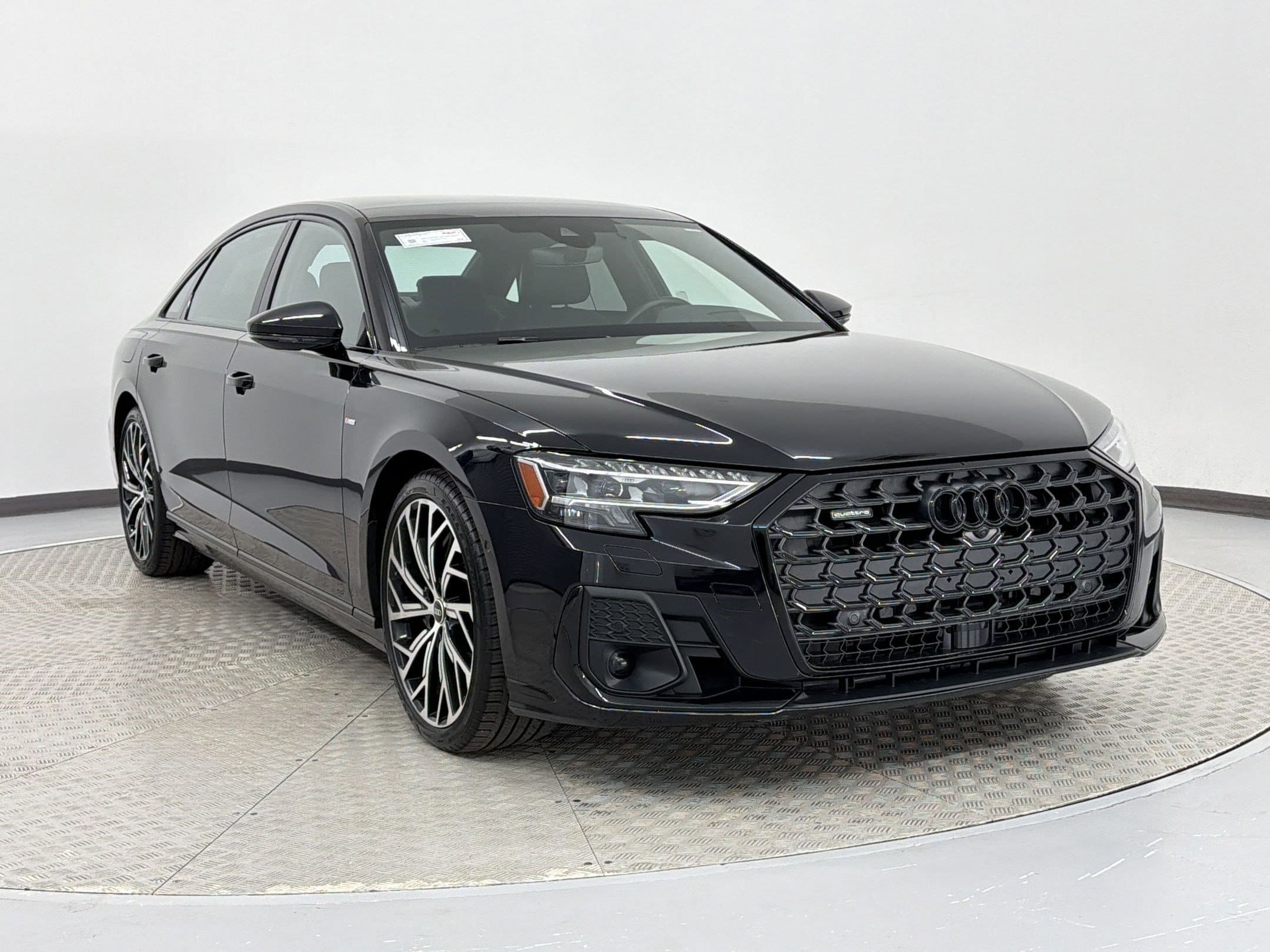 2024 Audi A8 L 55 TFSI quattro photo 6