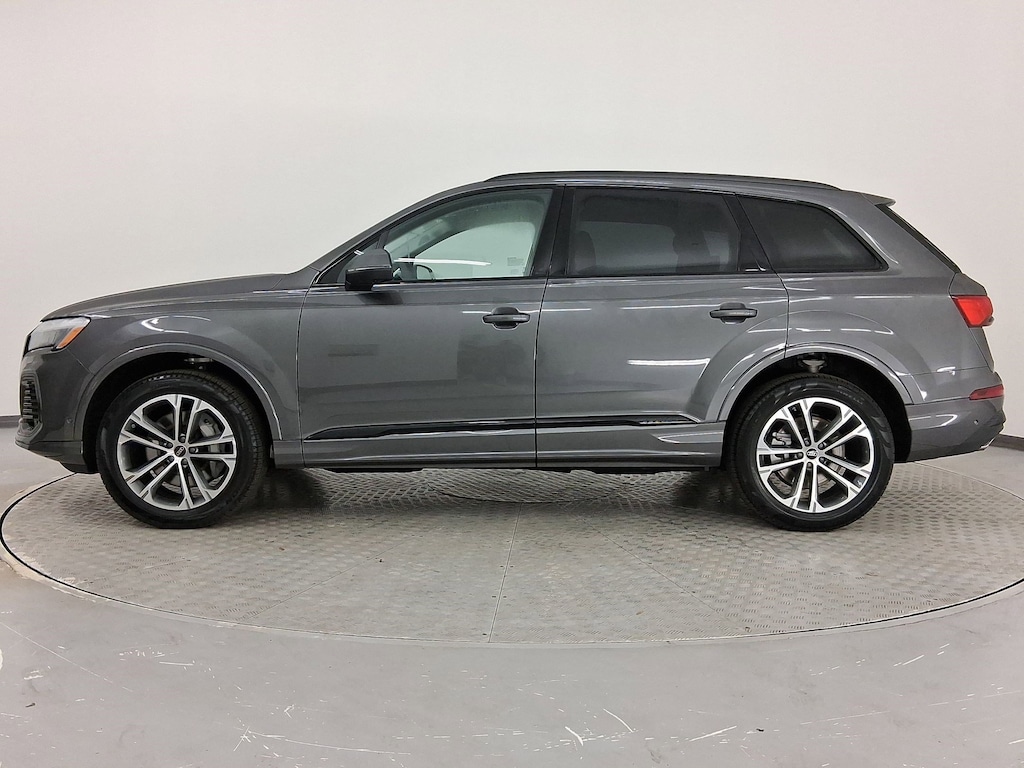 New 2026 Audi Q7 Premium SUV