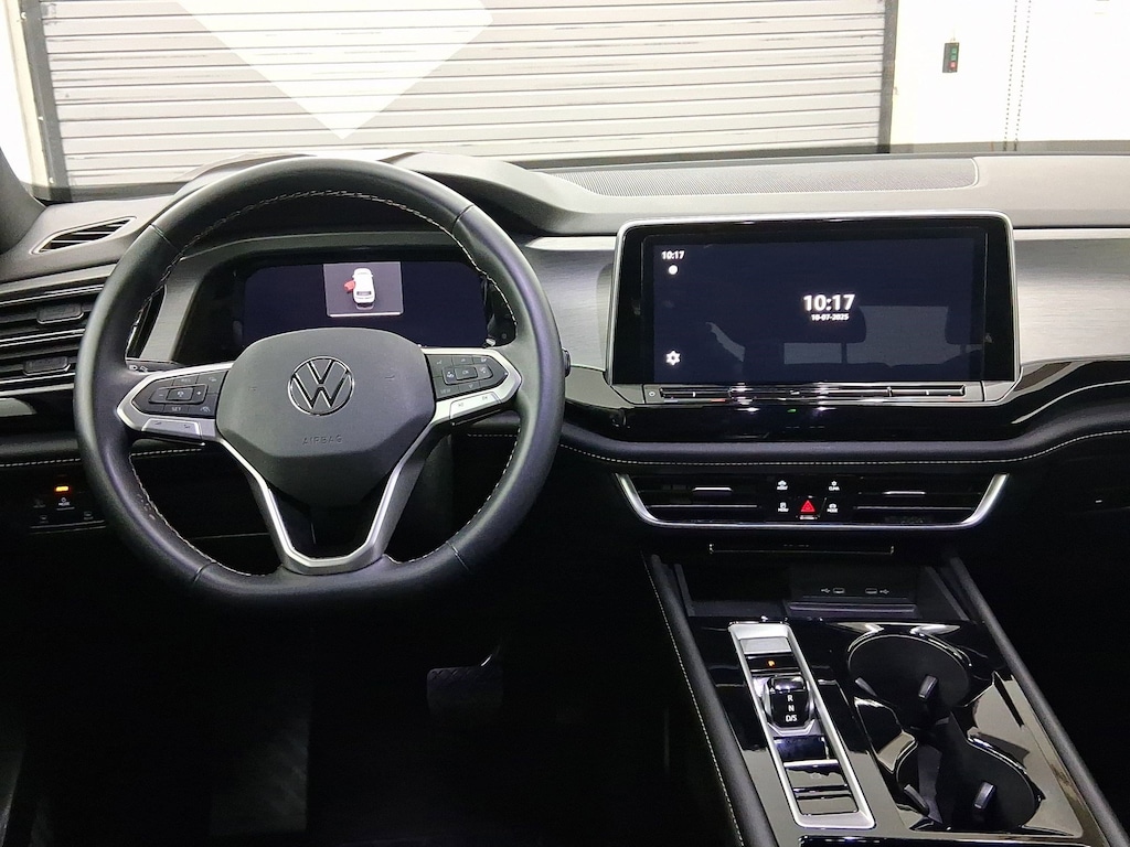 Used 2024 Volkswagen Atlas Cross Sport 2.0T SE w/Technology SUV