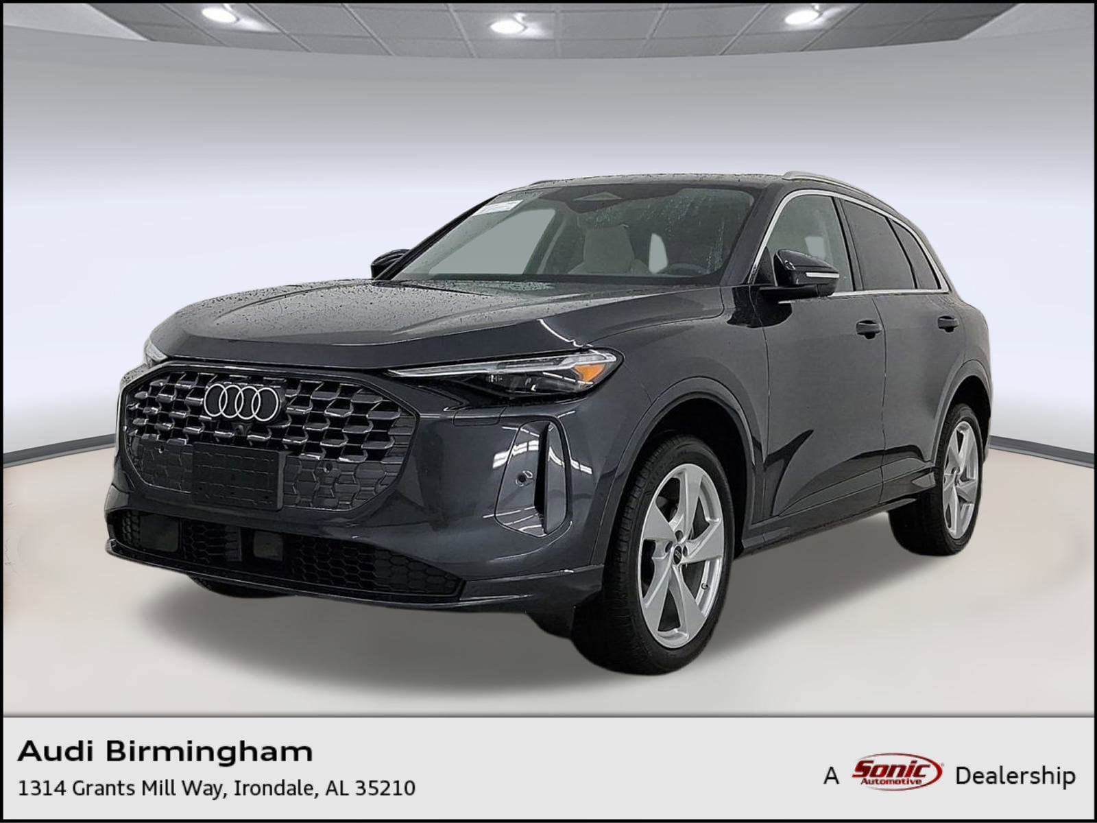 2025 Audi New Q5 Premium Plus's photo