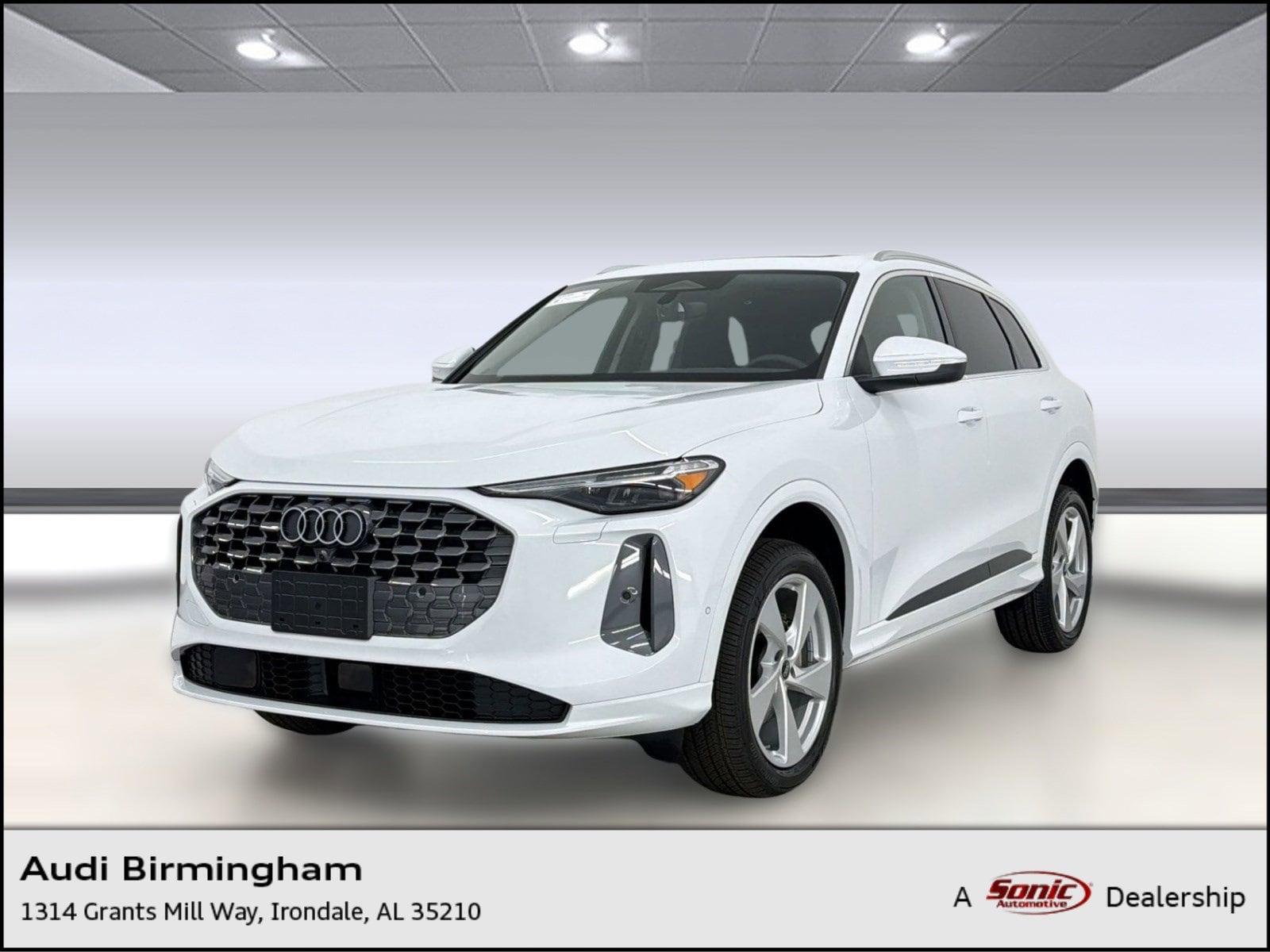 2026 Audi Q5 Premium Plus quattro's photo