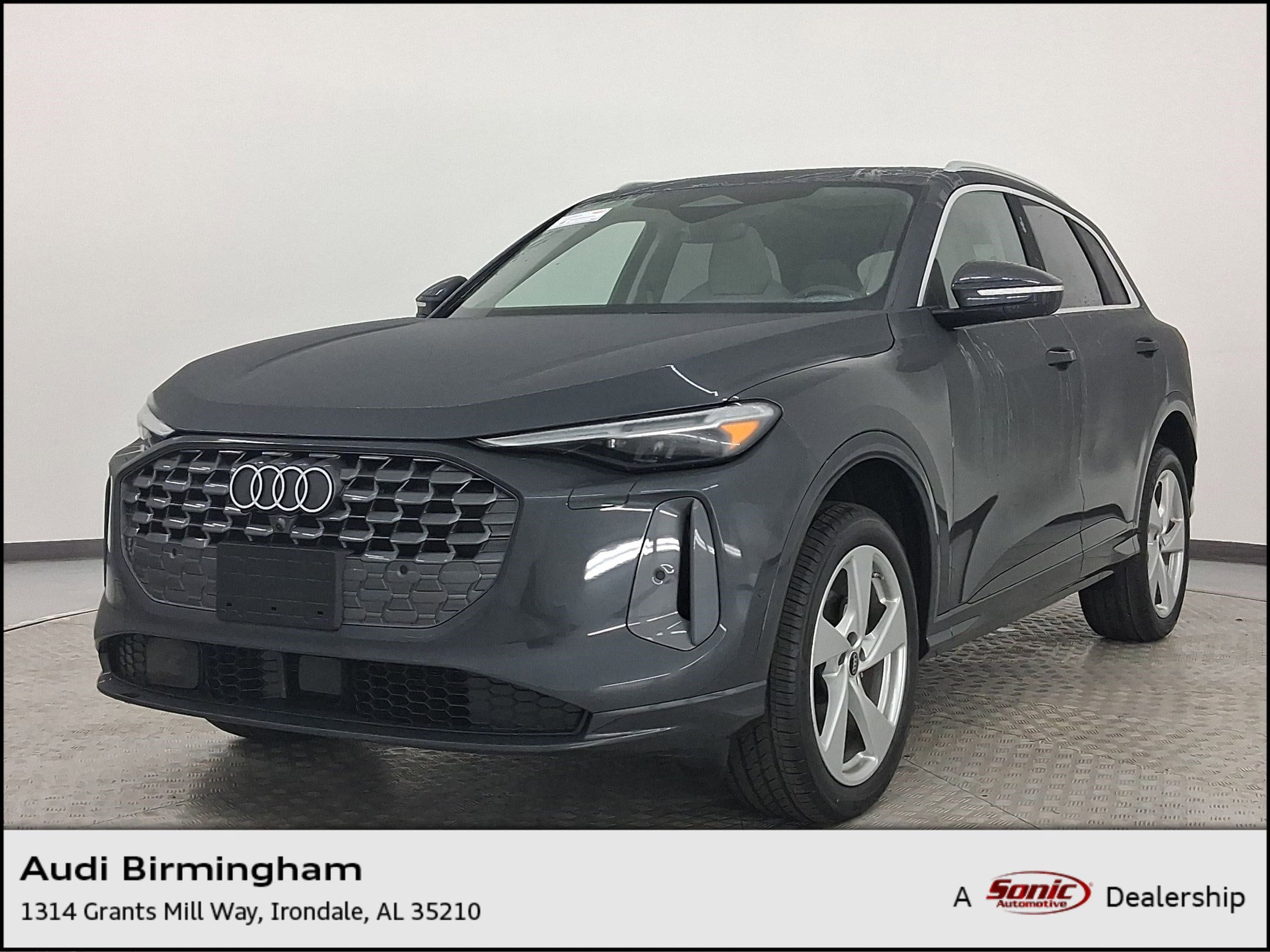 2025 Audi New Q5 Premium Plus's photo