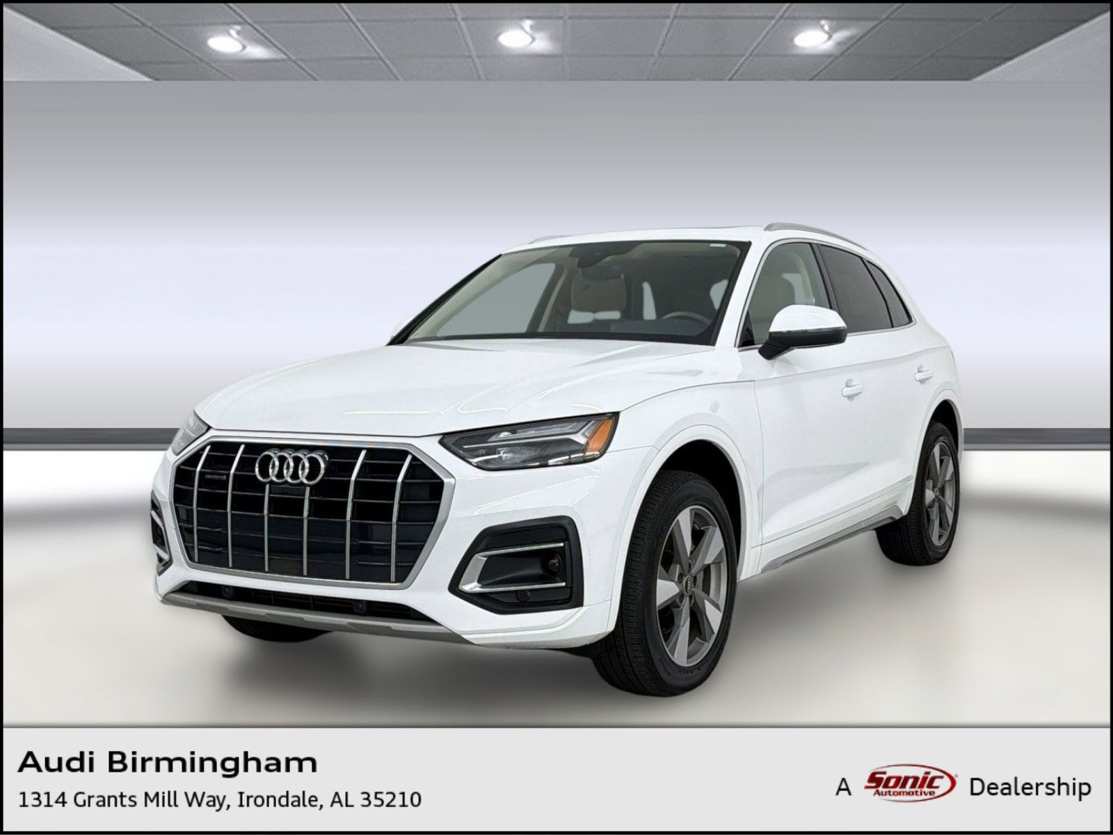 2023 Audi Q5 40 Premium Plus's photo