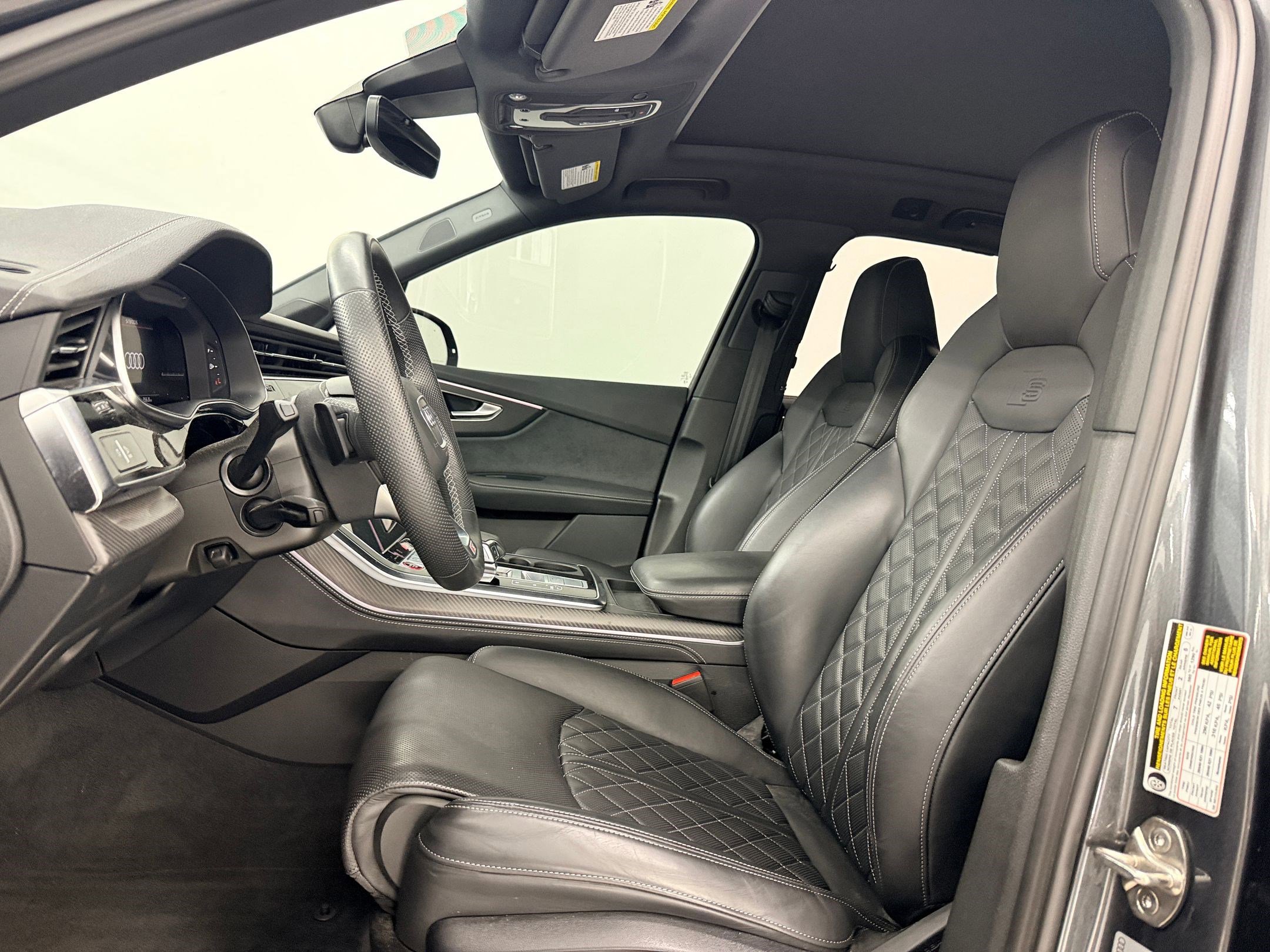SQ7 Premium Plus SUV