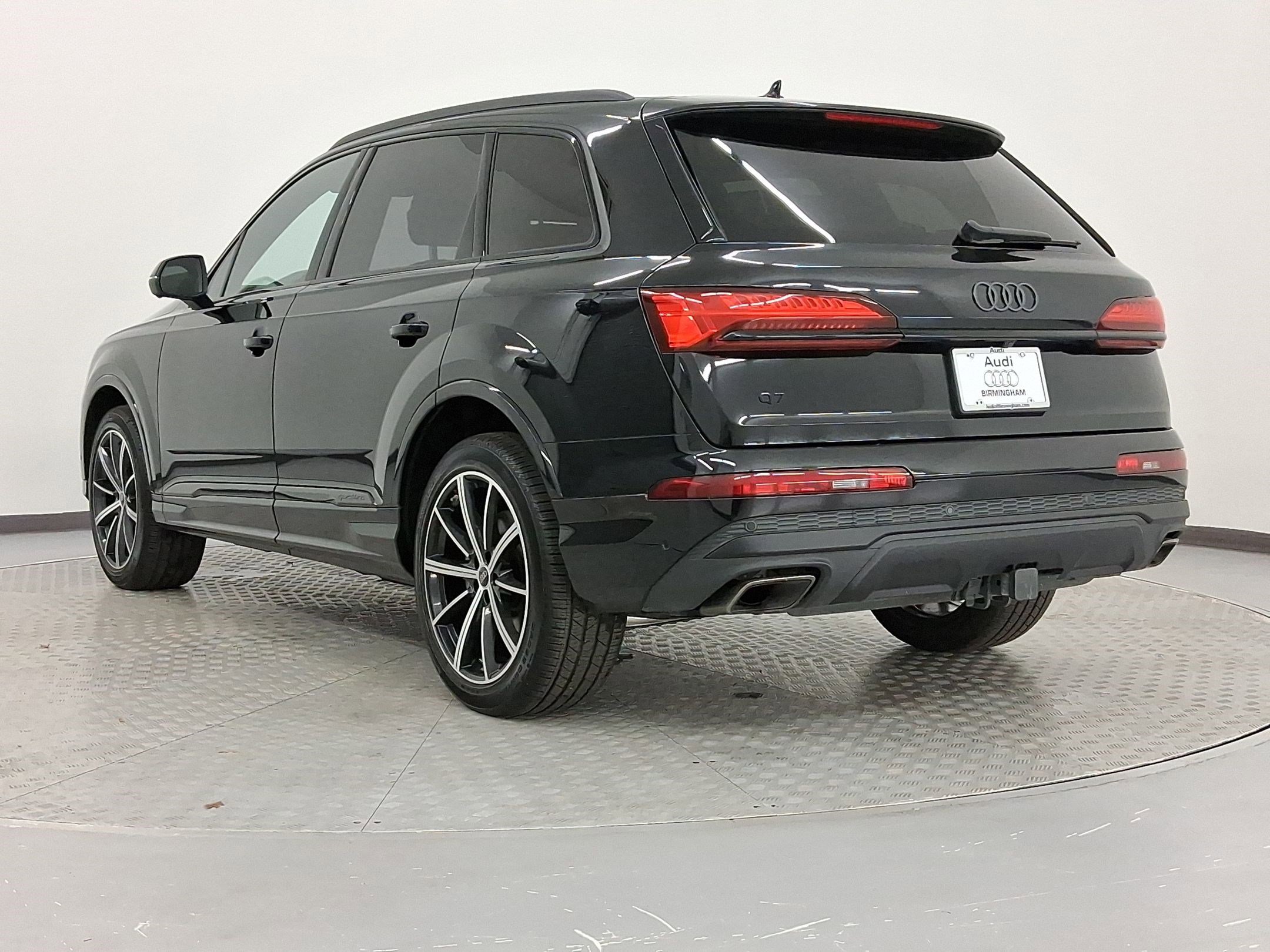 2025 Audi Q7 Premium Plus photo 3