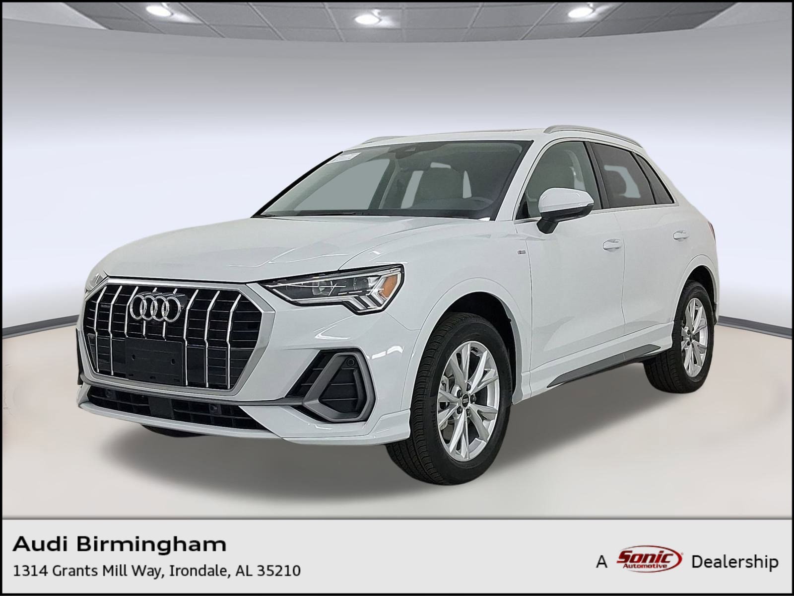 2024 Audi Q3 S Line Premium Plus's photo