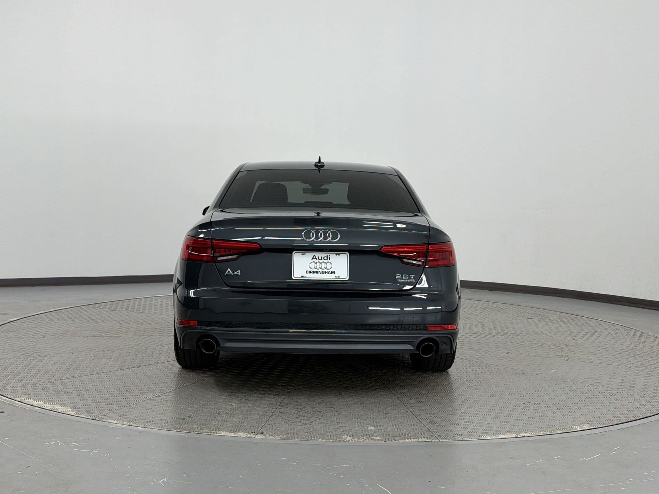 2017 Audi A4 Prestige Sedan