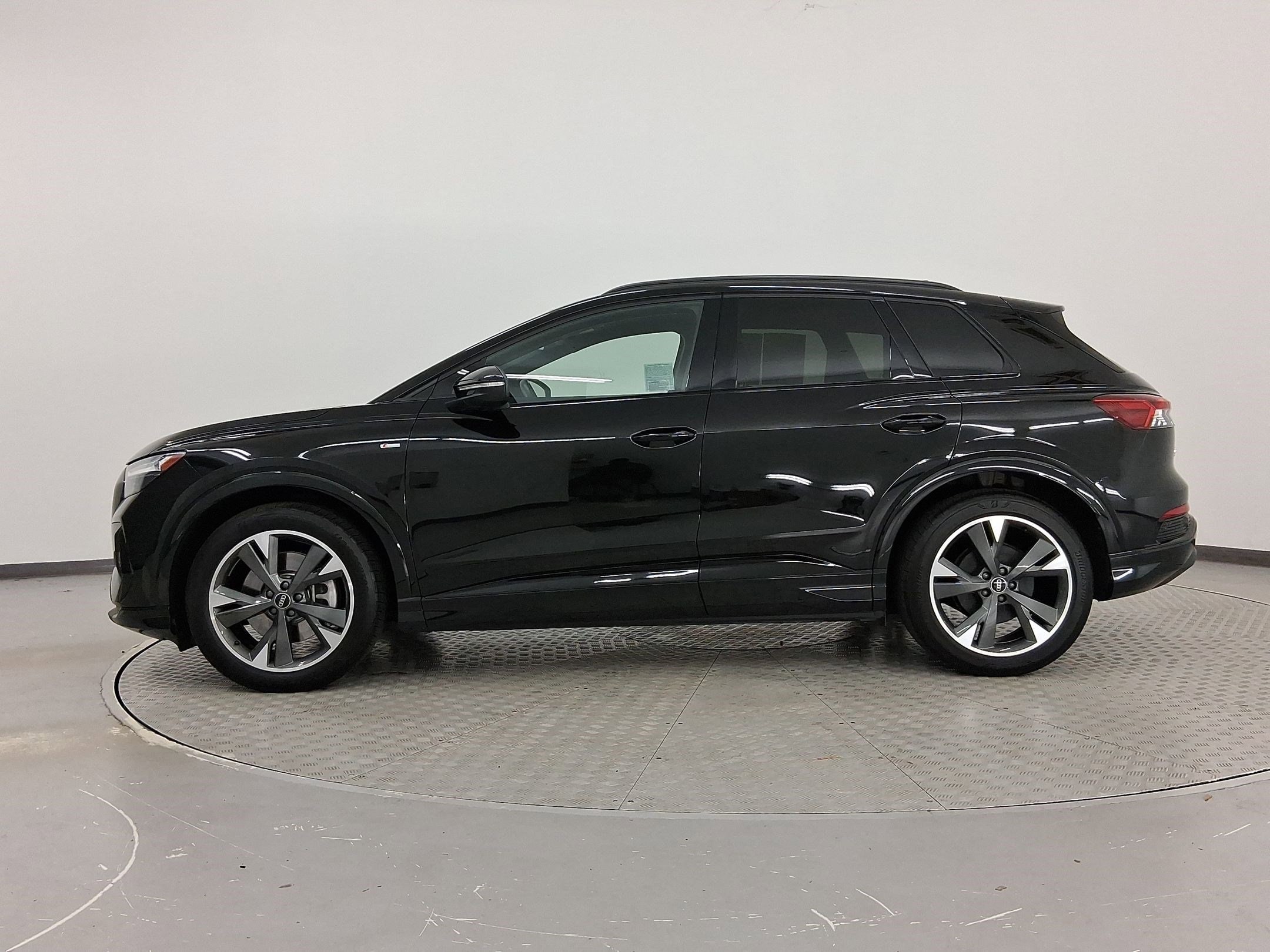 Used 2024 Audi Q4 e-tron Premium with VIN WA1KUBFZ6RP059714 for sale in Irondale, AL