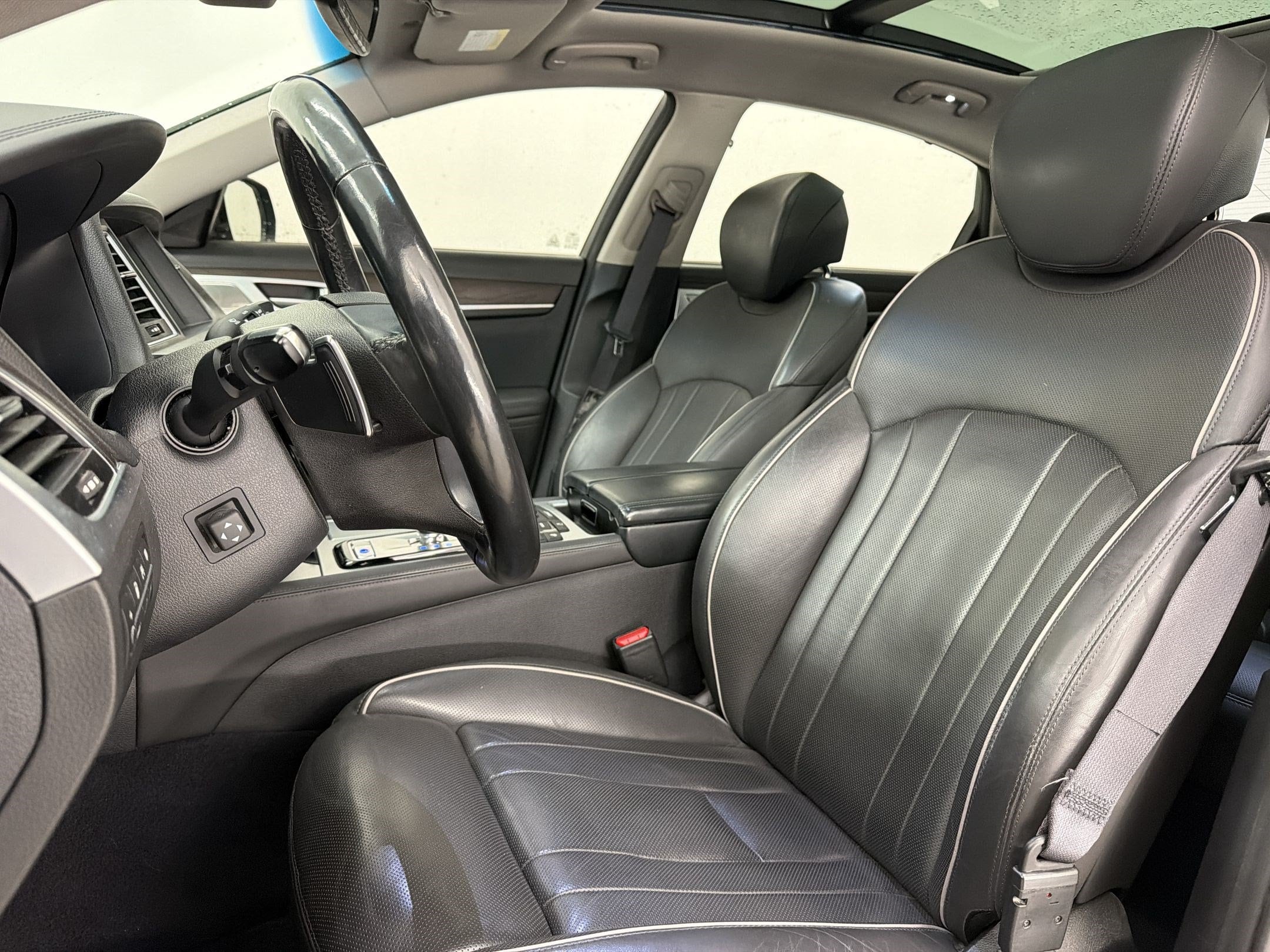 G80 3.8L Sedan