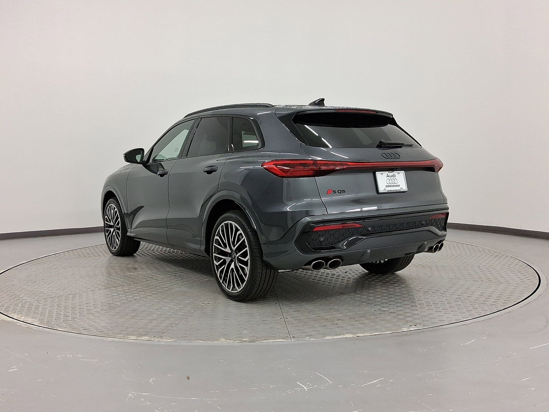 2025 Audi SQ5 Premium Plus photo 3