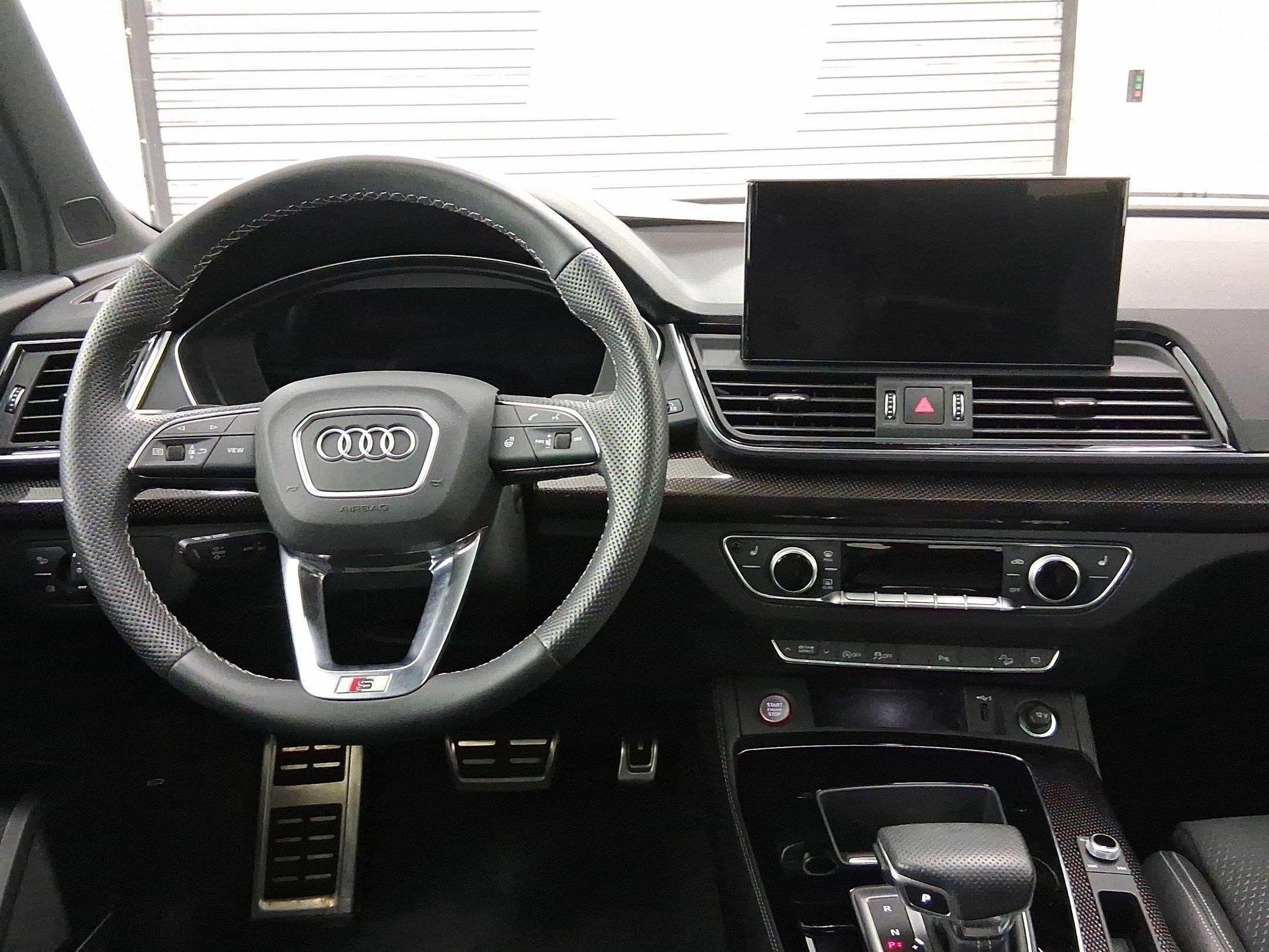 2022 Audi SQ5 Premium Plus photo 3