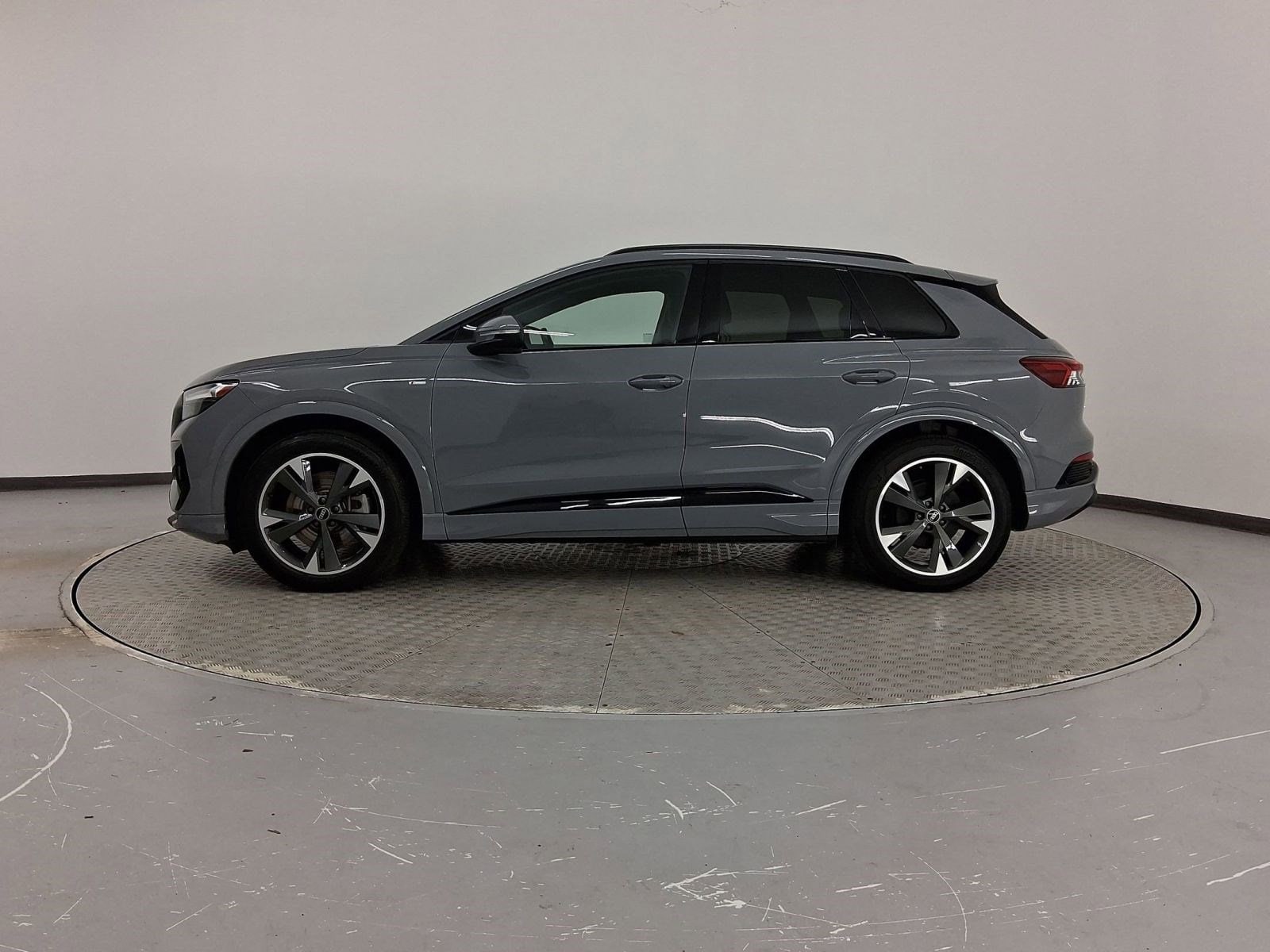 Certified 2024 Audi Q4 e-tron Premium with VIN WA1KUBFZXRP042382 for sale in Irondale, AL