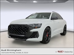 2025 Audi RS Q8 4.0T performance SUV