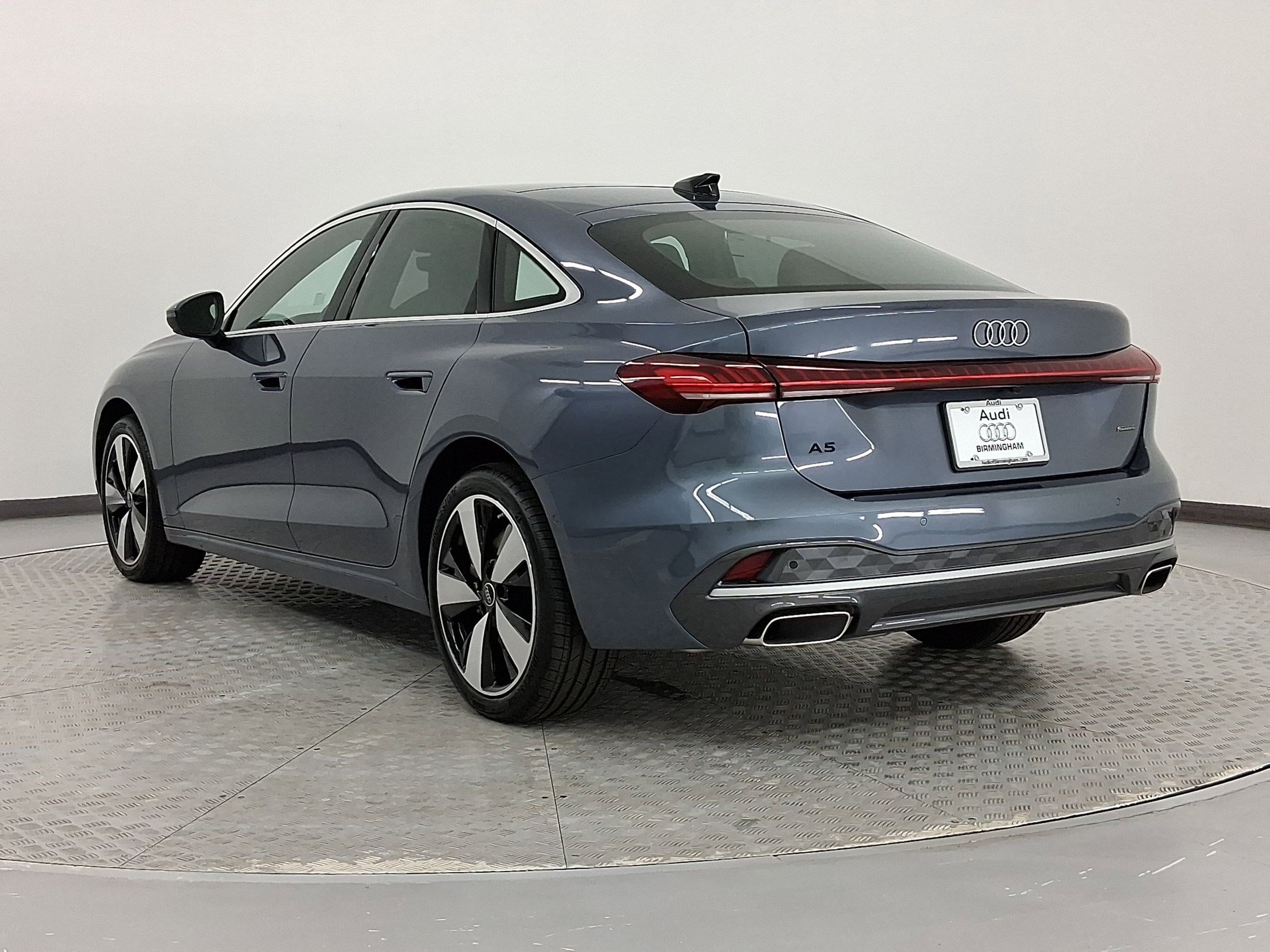 2025 Audi A5 2.0T Premium Plus photo 3