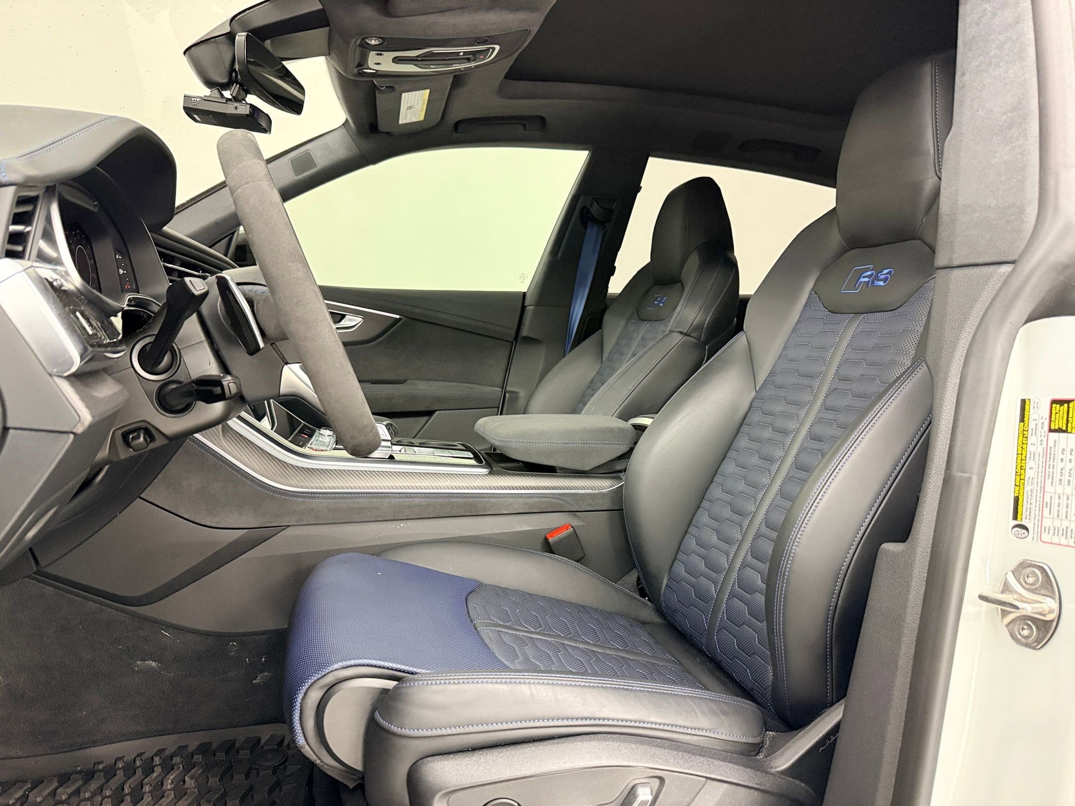 2026 Audi RS Q8 performance photo 4