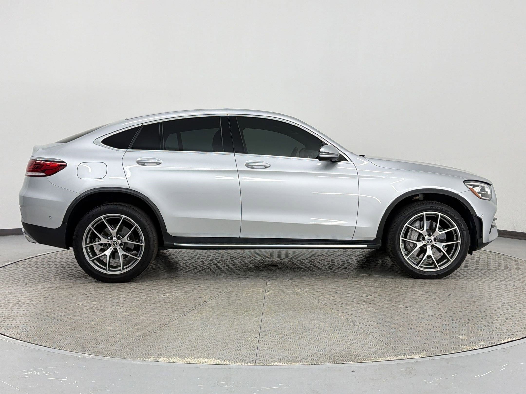 2020 Mercedes-Benz GLC 300 GLC 300 photo 3