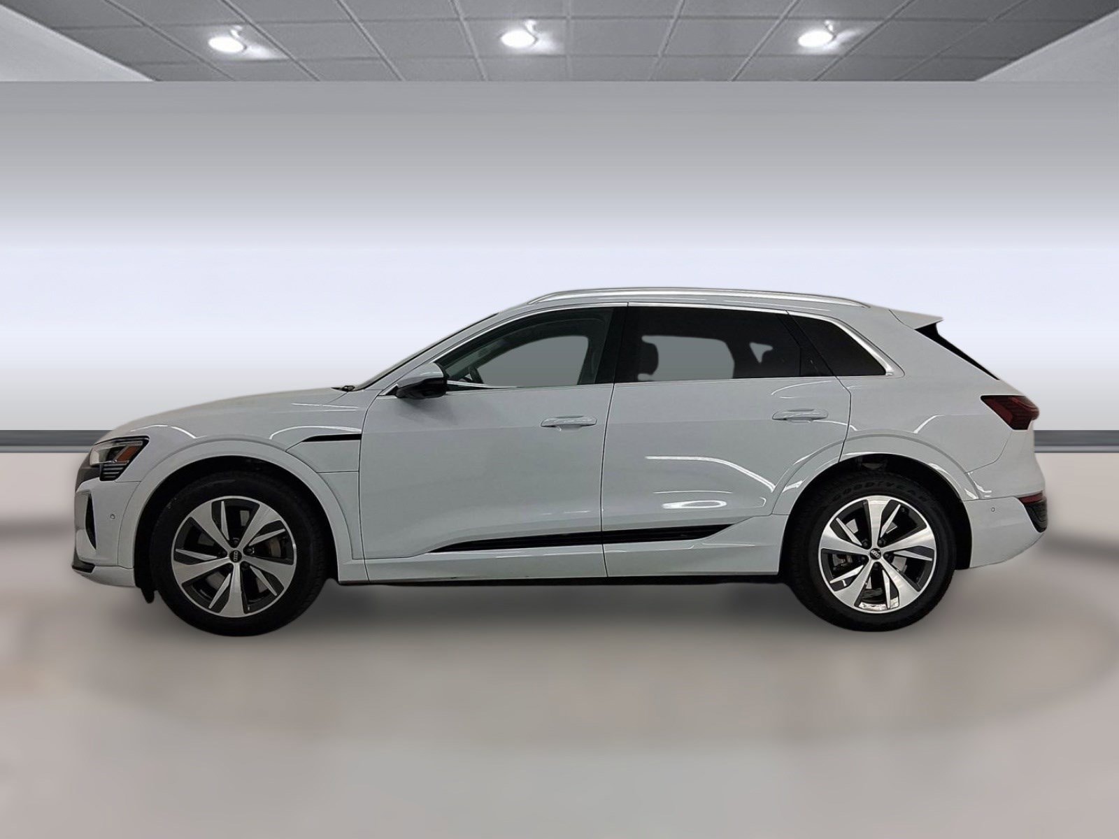 Certified 2024 Audi Q8 e-tron Premium Plus with VIN WA15AAGE2RB054793 for sale in Irondale, AL