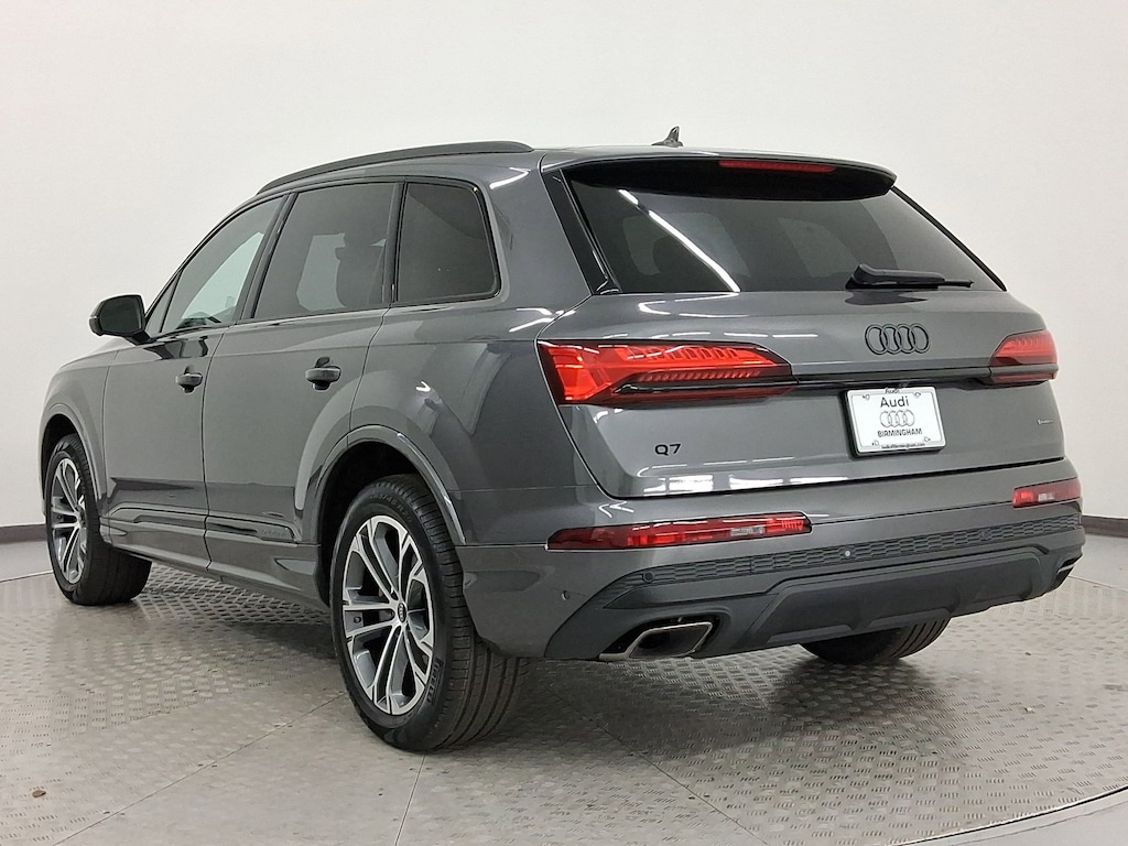 New 2026 Audi Q7 Premium SUV