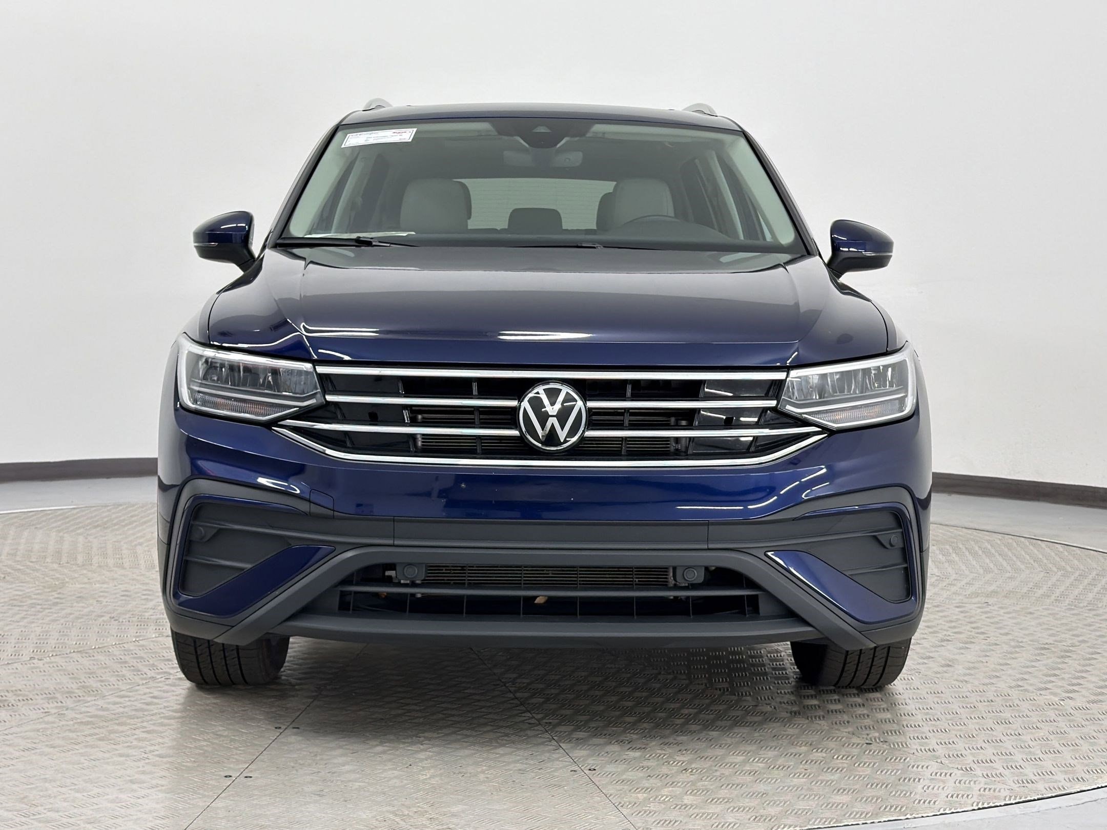 2024 Volkswagen Tiguan SE photo 5