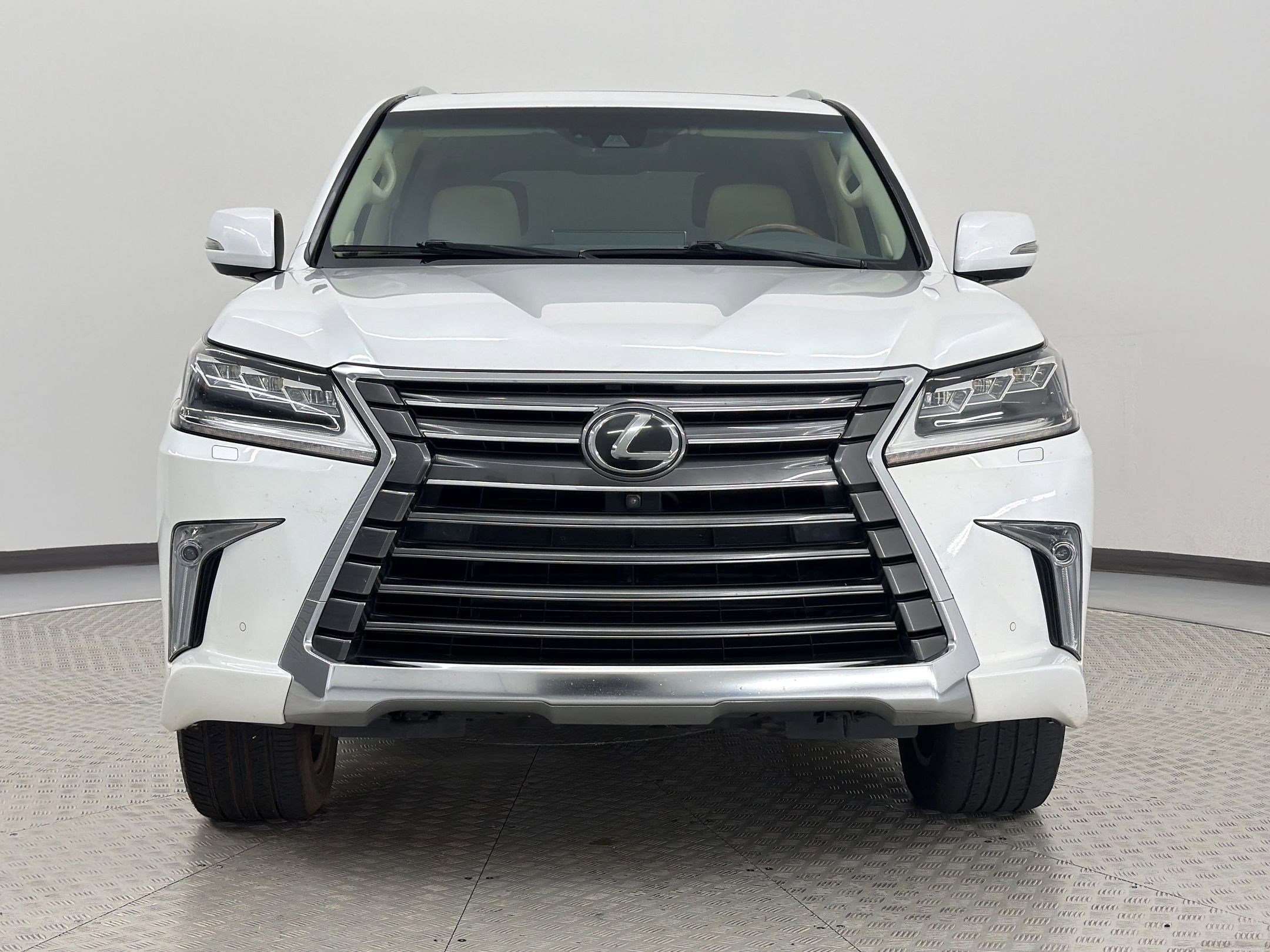 2019 LEXUS LX 570 LX 570 photo 5