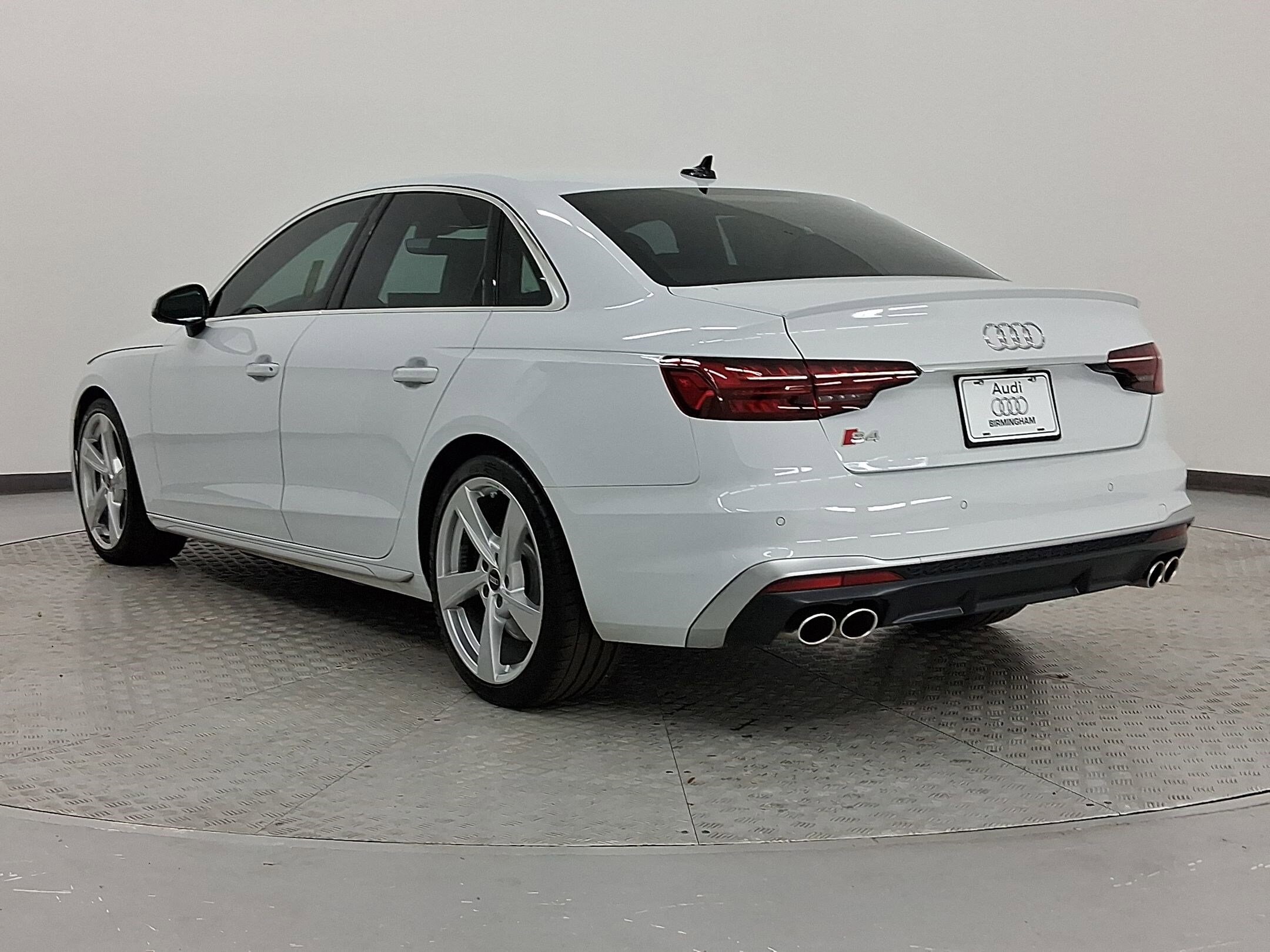 2022 Audi S4 Base Premium Plus photo 3