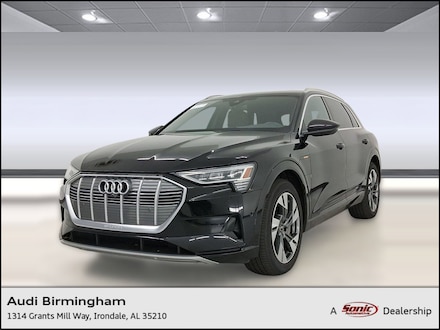 2022 Audi e-tron Premium Plus SUV