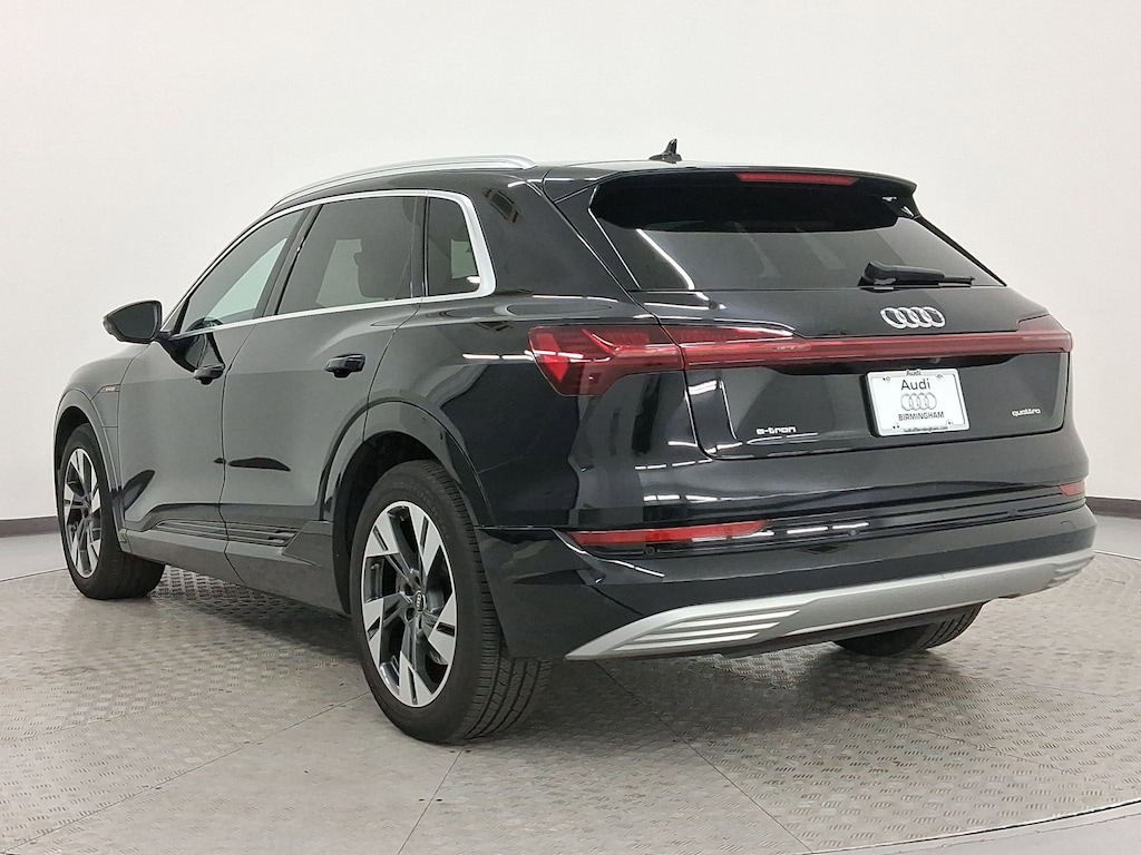 Used 2022 Audi e-tron Premium Plus SUV