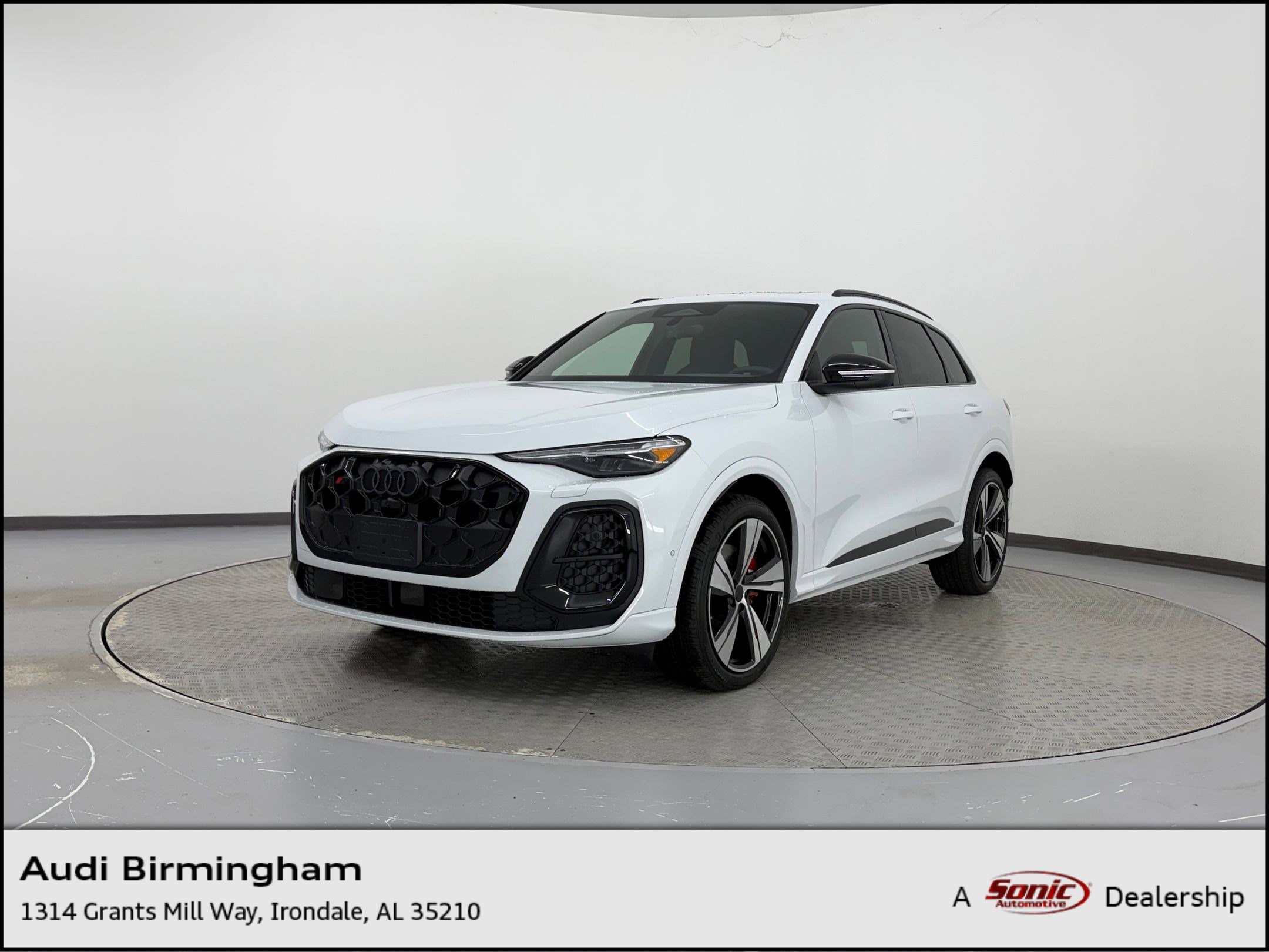 2026 Audi SQ5 Premium Plus quattro's photo