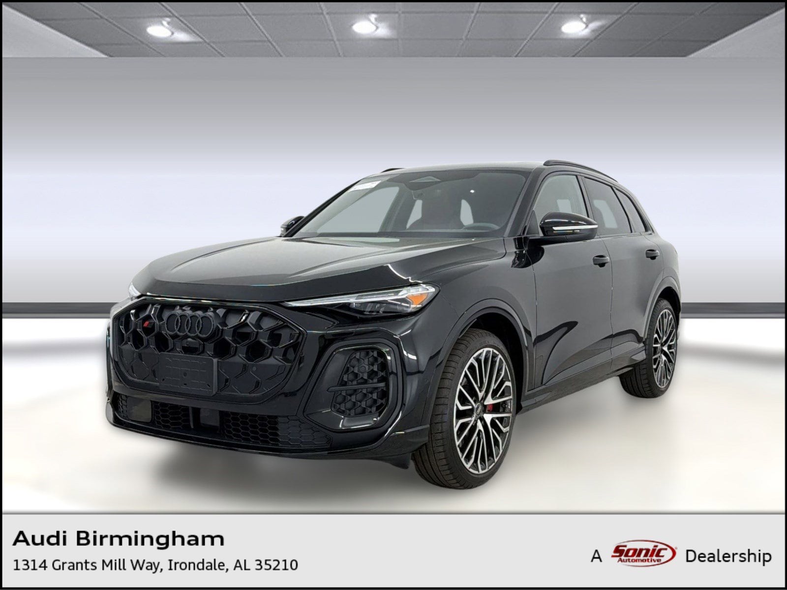 2025 Audi SQ5 Prestige quattro's photo