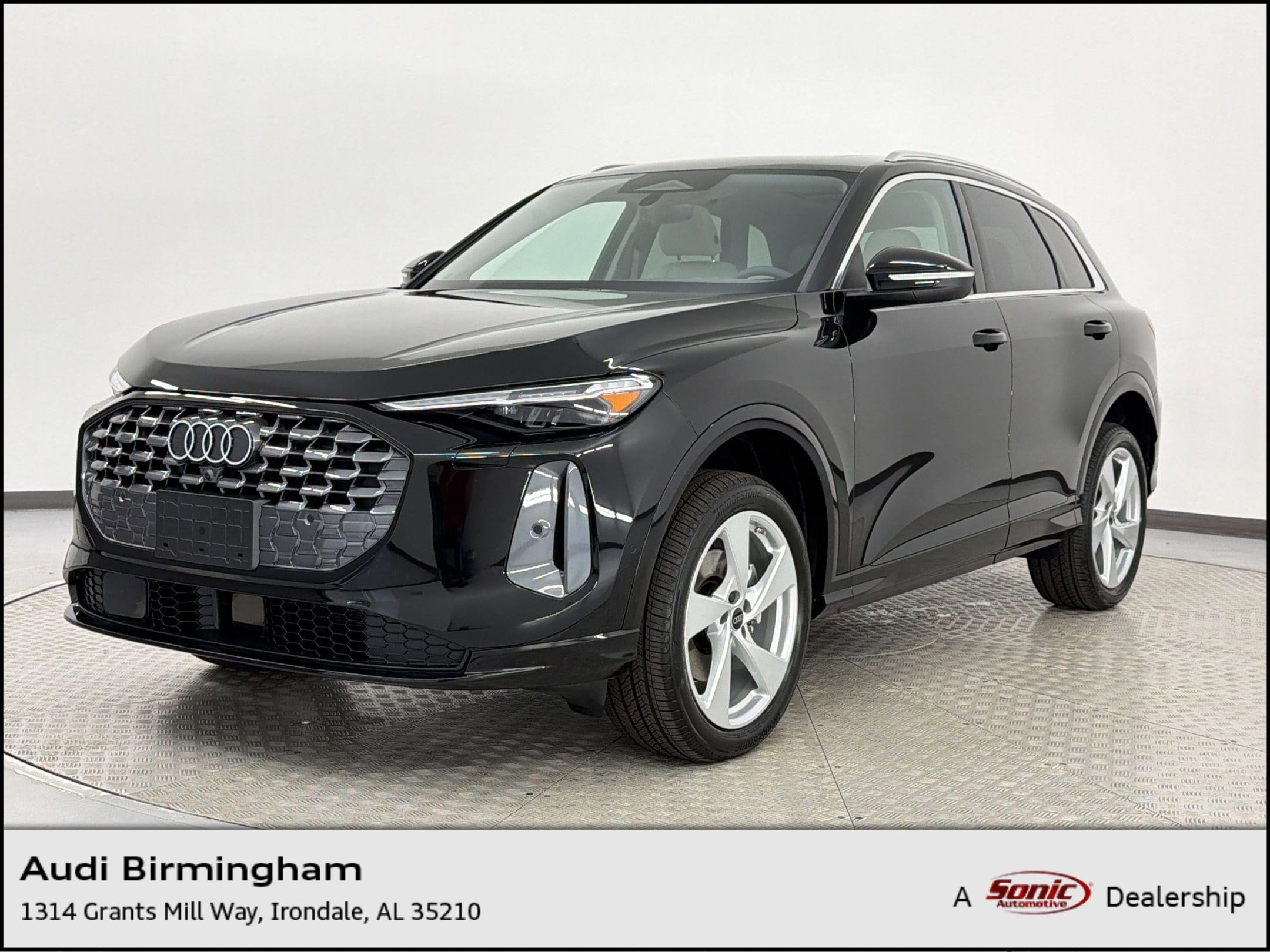 2026 Audi Q5 Premium Plus quattro's photo