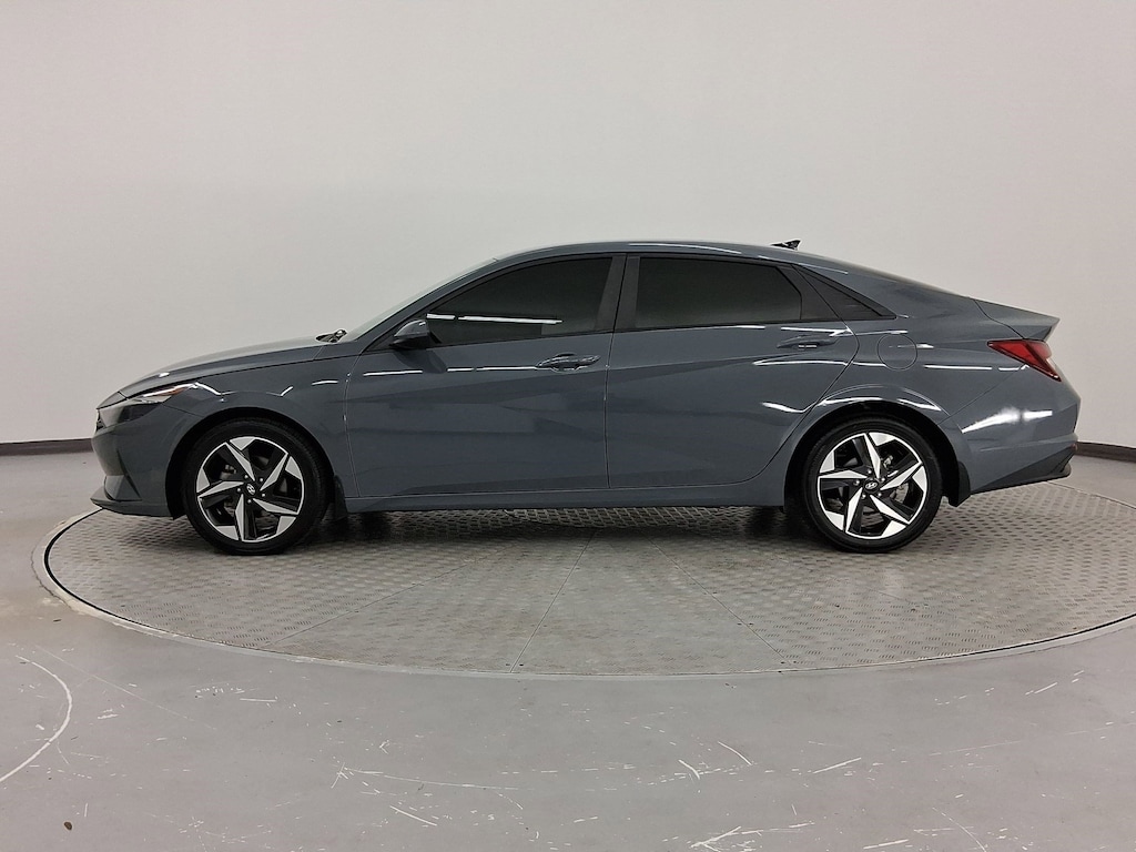 Used 2023 Hyundai Elantra SEL Sedan