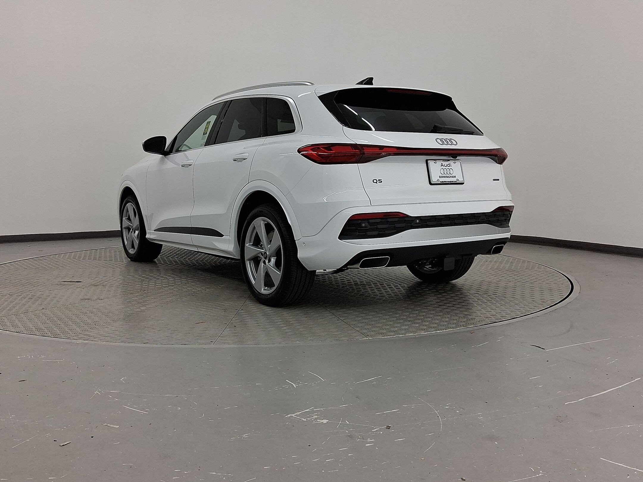 2025 Audi Q5 2.0T Prestige photo 3