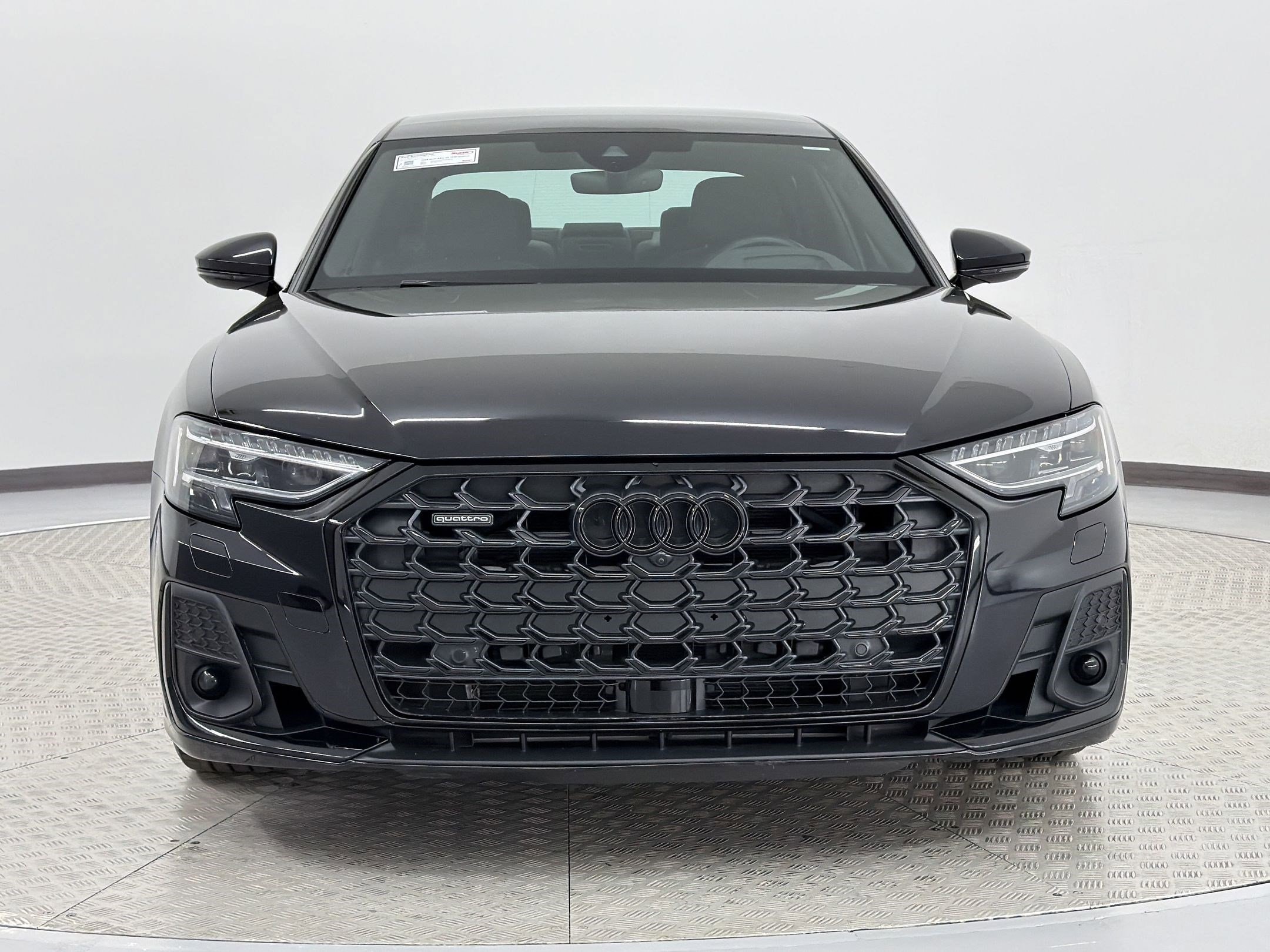 2024 Audi A8 L 55 TFSI quattro photo 5