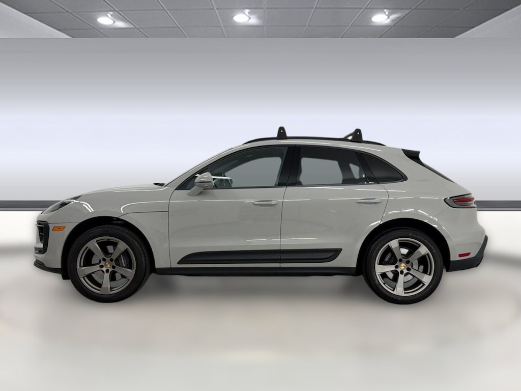 Used 2024 Porsche Macan Macan (AWD) SUV