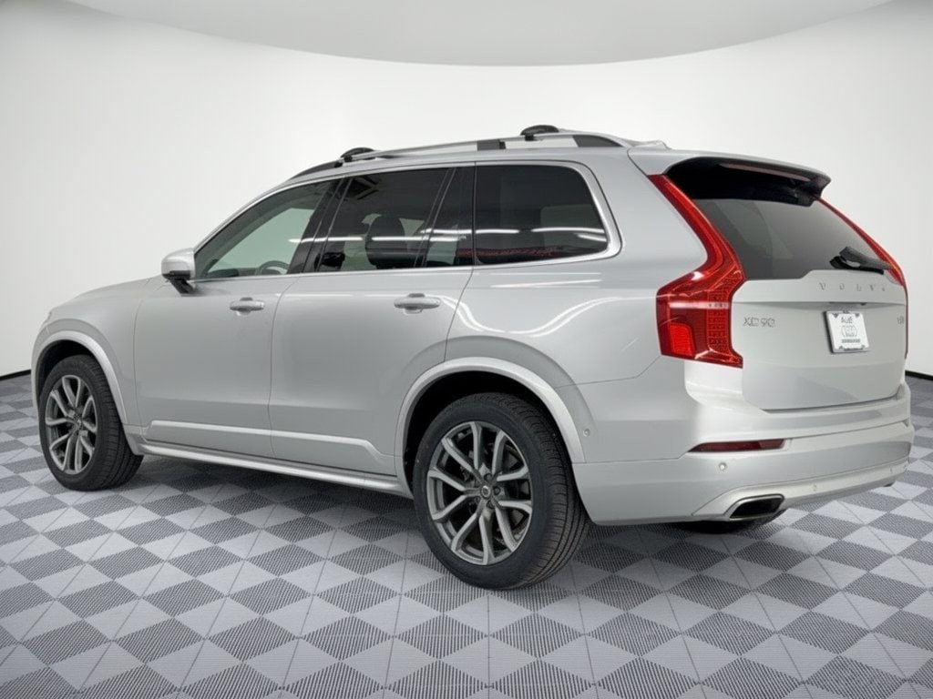 Used 2019 Volvo XC90 Momentum SUV