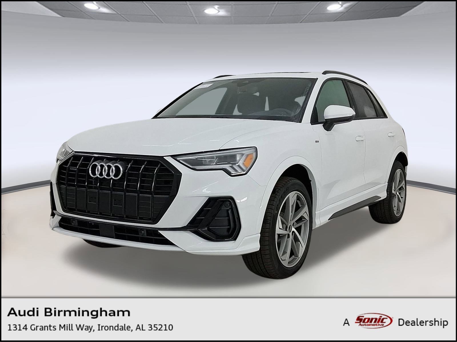 2025 Audi Q3 S Line Premium's photo