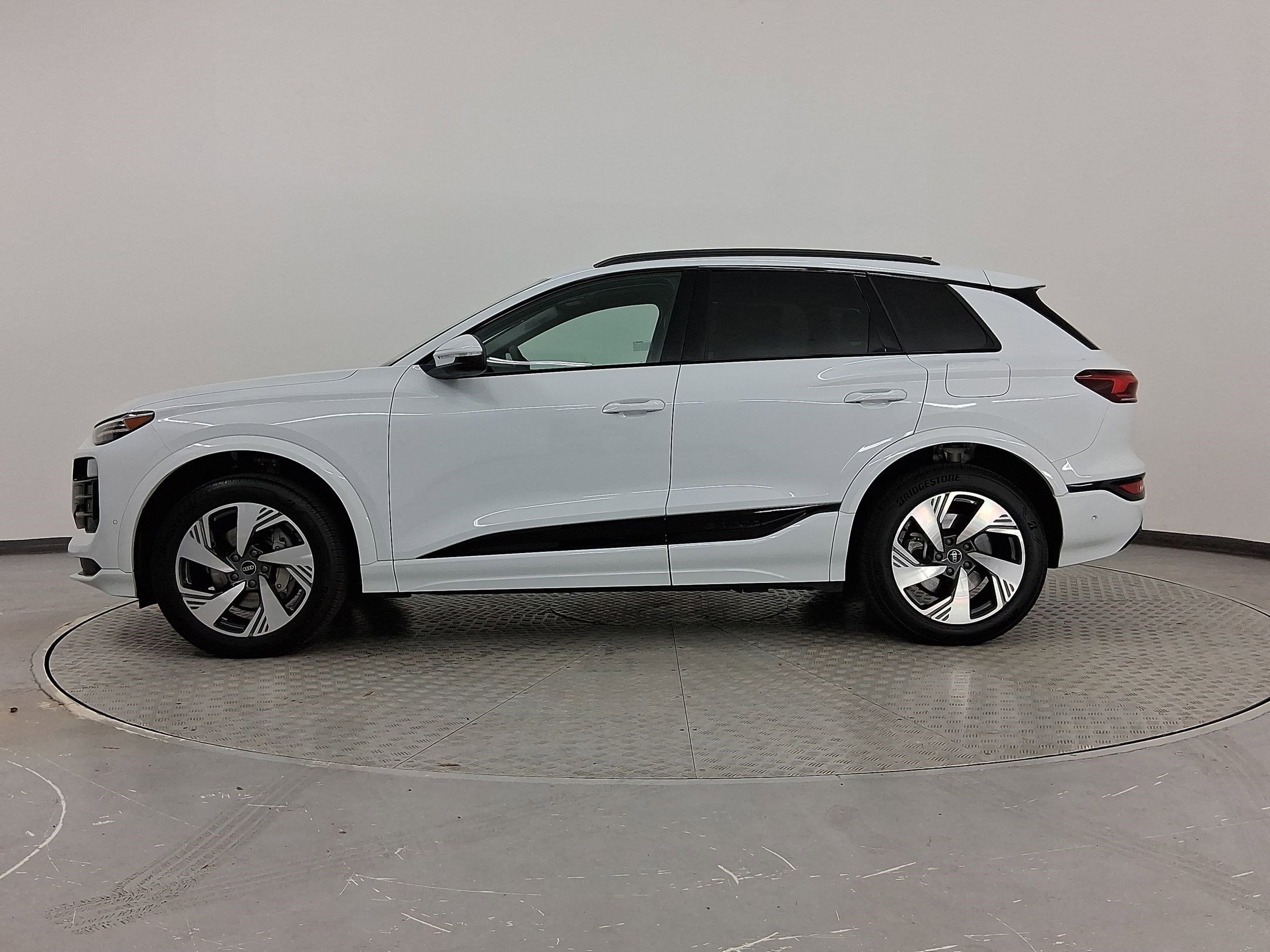 Used 2025 Audi Q6 e-tron Premium Plus with VIN WA124BGF8SA007093 for sale in Irondale, AL