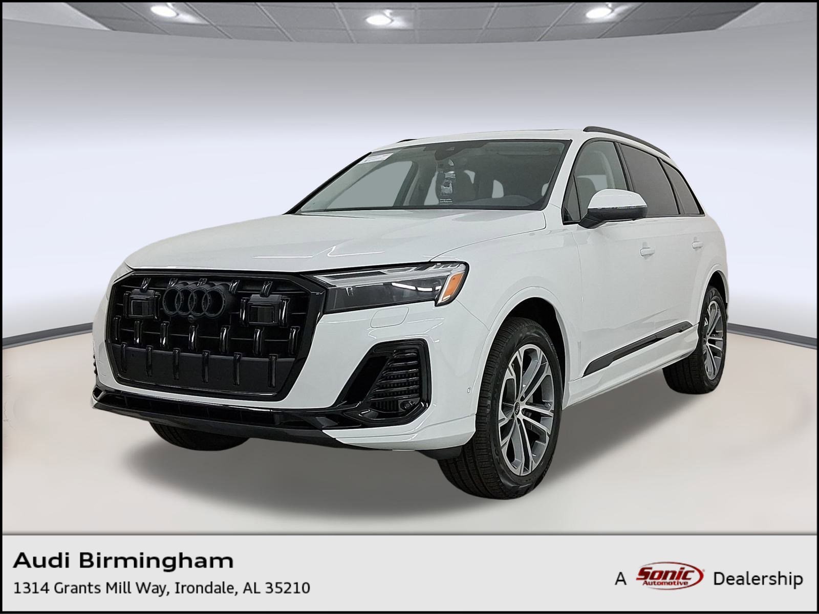2026 Audi Q7 Premium's photo