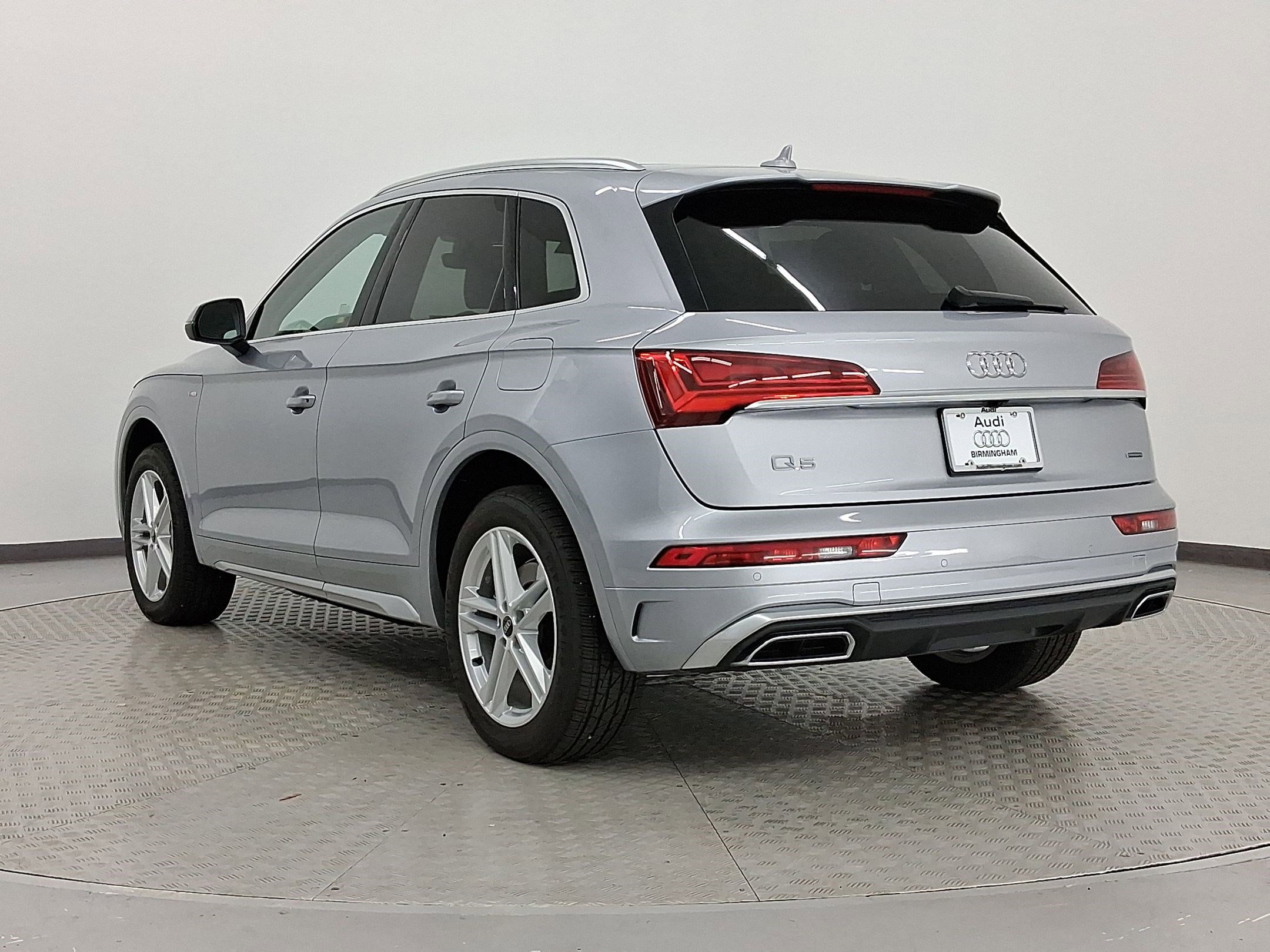 2023 Audi Q5 S line Premium Plus photo 2
