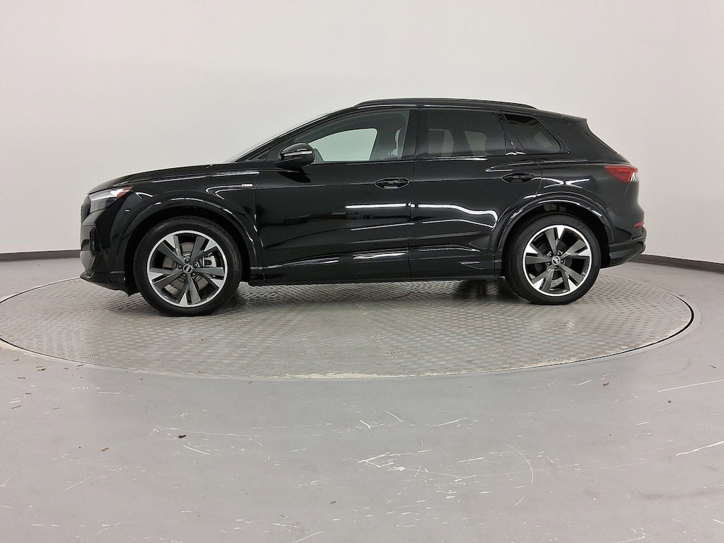 Used 2024 Audi Q4 e-tron Premium SUV