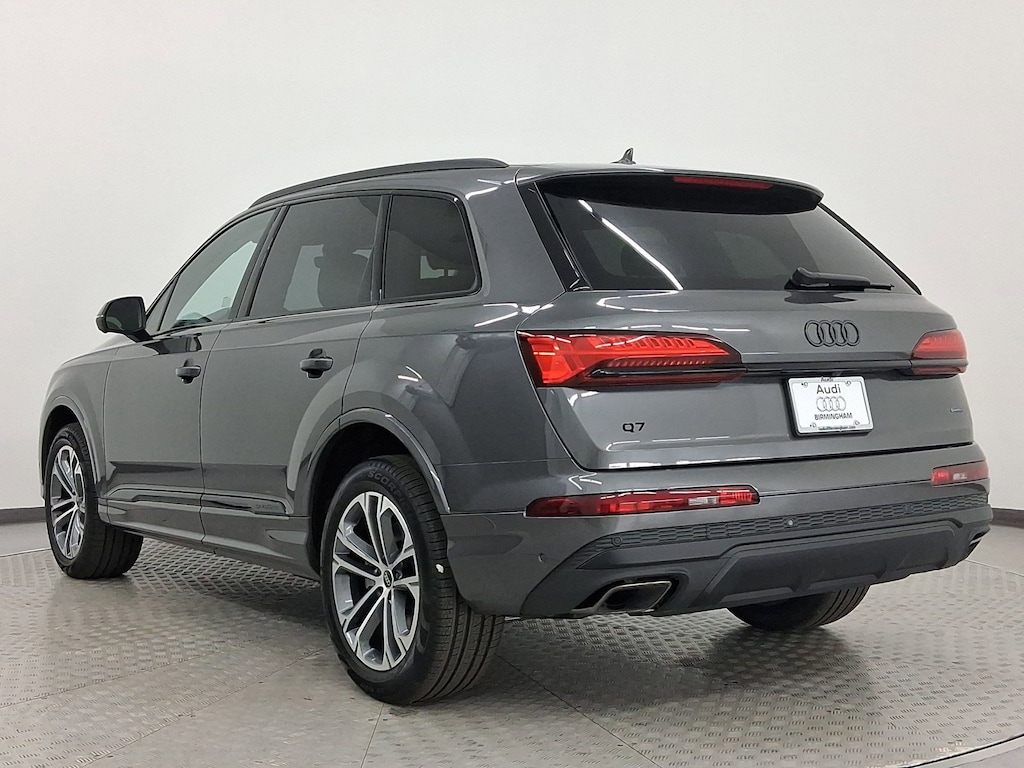 New 2026 Audi Q7 Premium SUV
