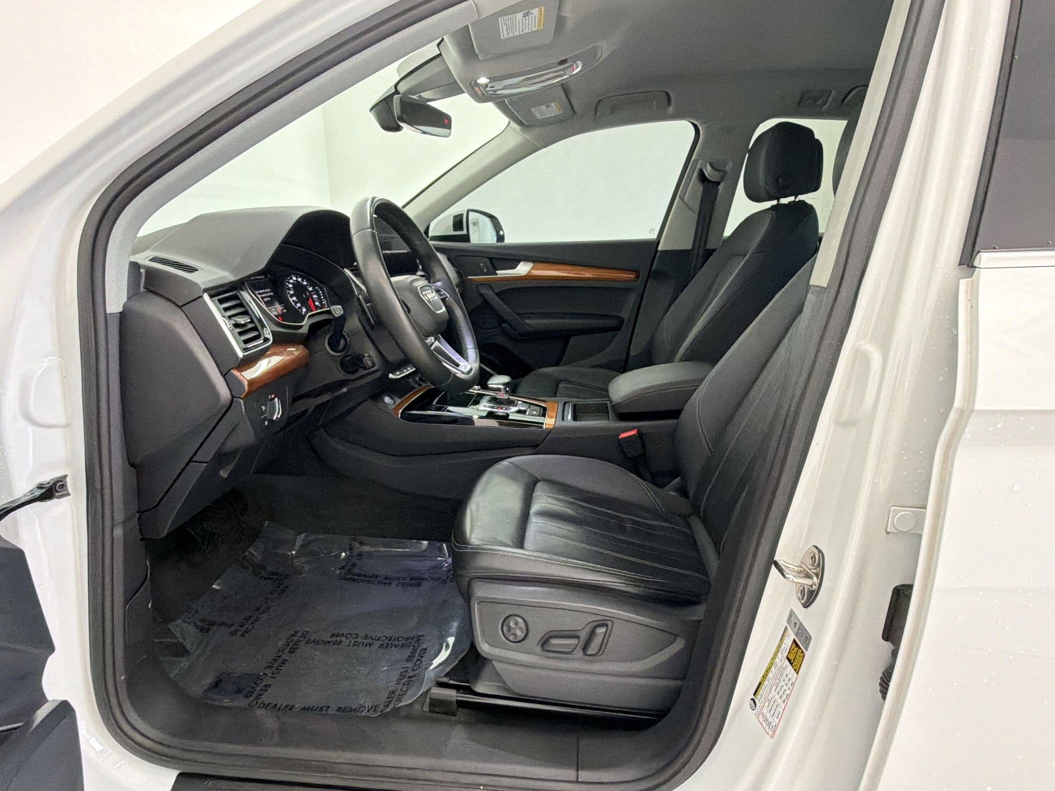 2021 Audi Q5 Premium photo 5