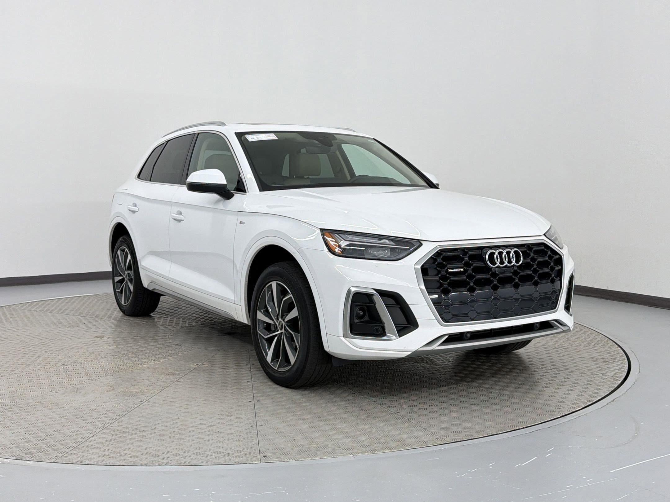 2023 Audi Q5 S line Premium Plus photo 6