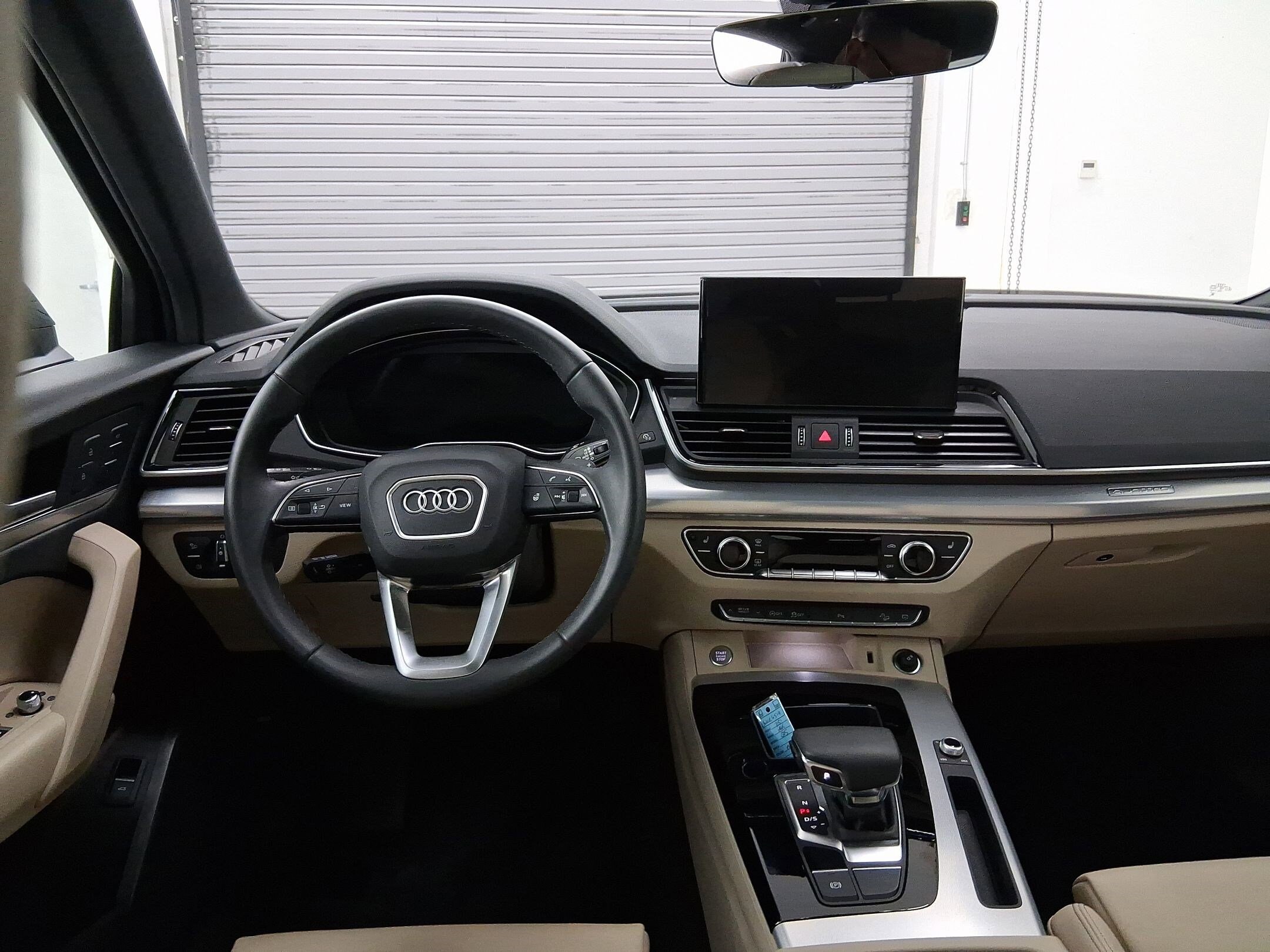 2025 Audi Q5 S line Premium photo 4