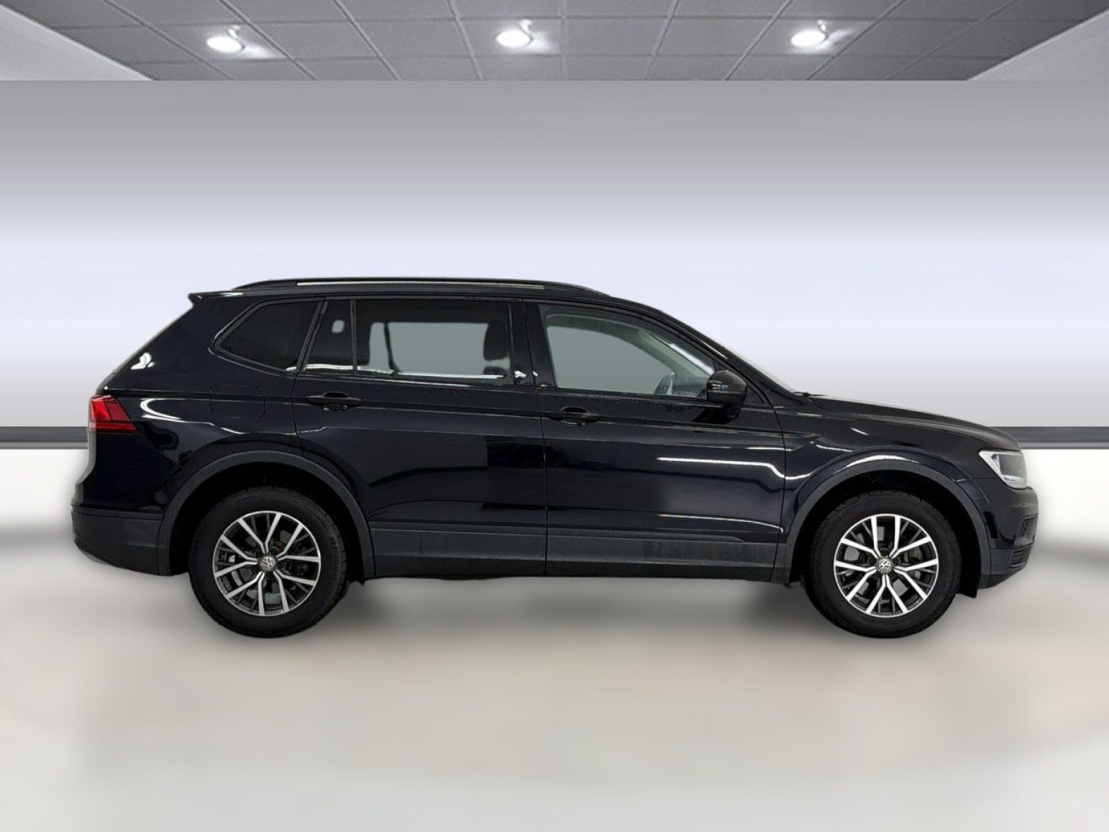 Tiguan S SUV
