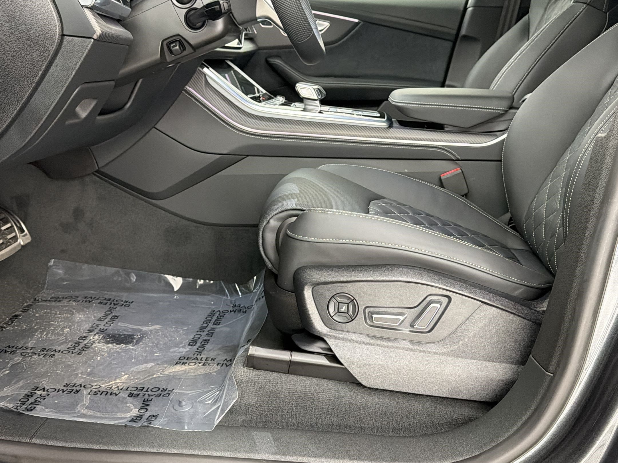 SQ8 Prestige SUV