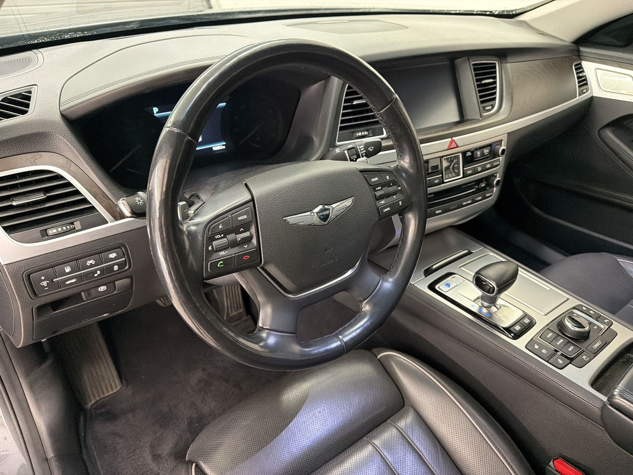 G80 3.8L Sedan