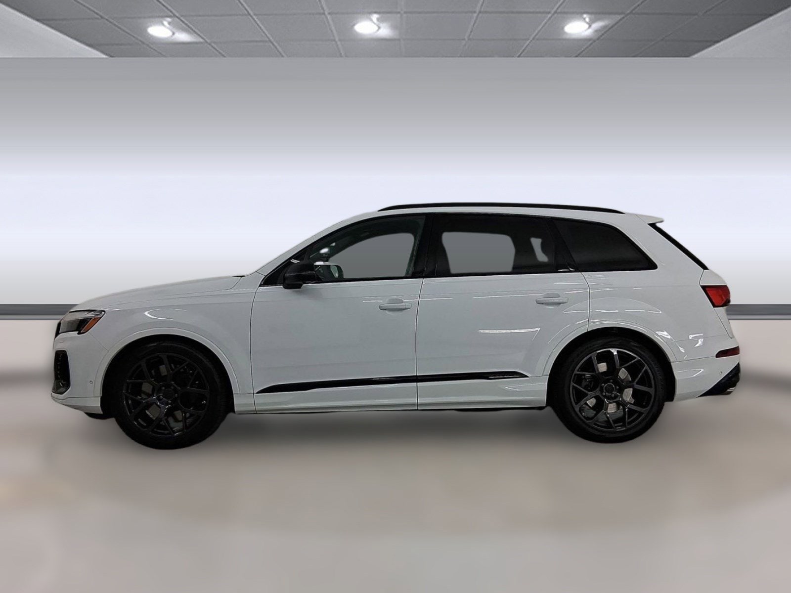 SQ7 Premium Plus SUV