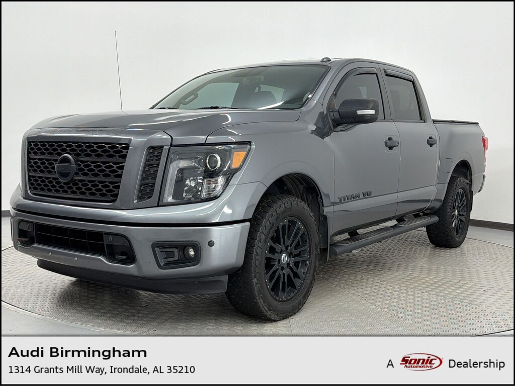 Used 2019 Nissan Titan SL Truck Crew Cab