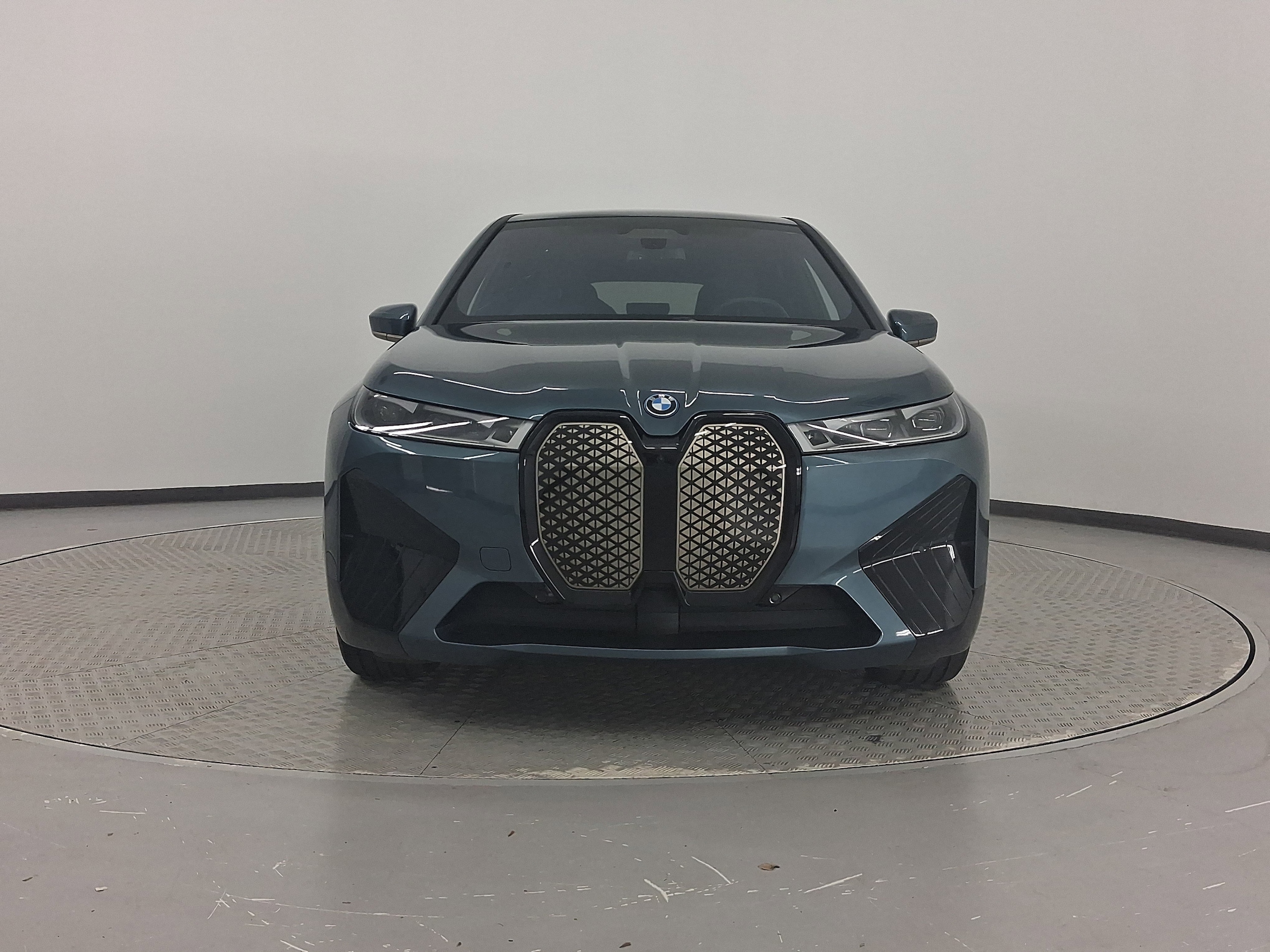 Used 2025 BMW iX Base with VIN WB523CF07SCS38059 for sale in Irondale, AL
